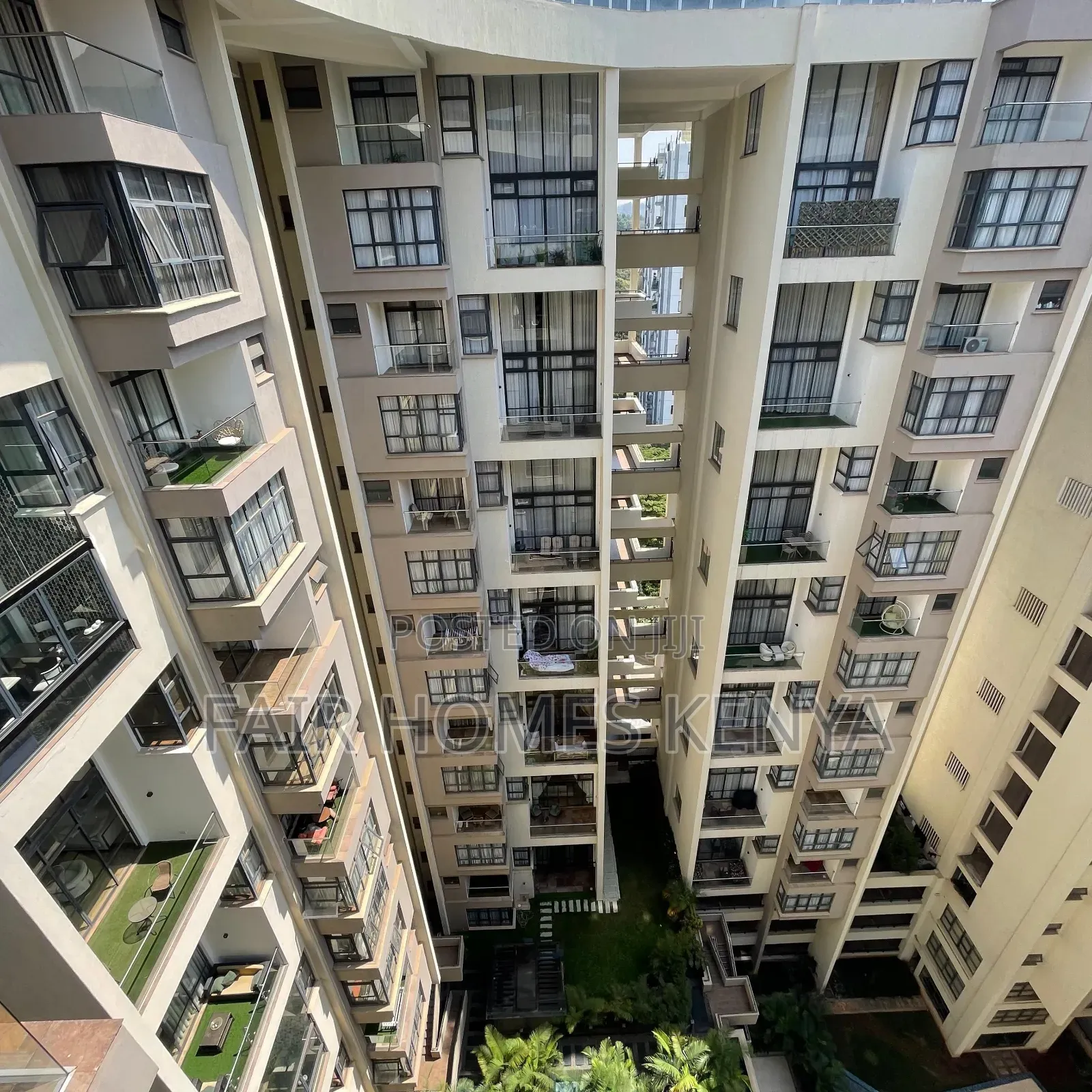 4bdrm Duplex in Riverside Drive for rent in Riverside Drive