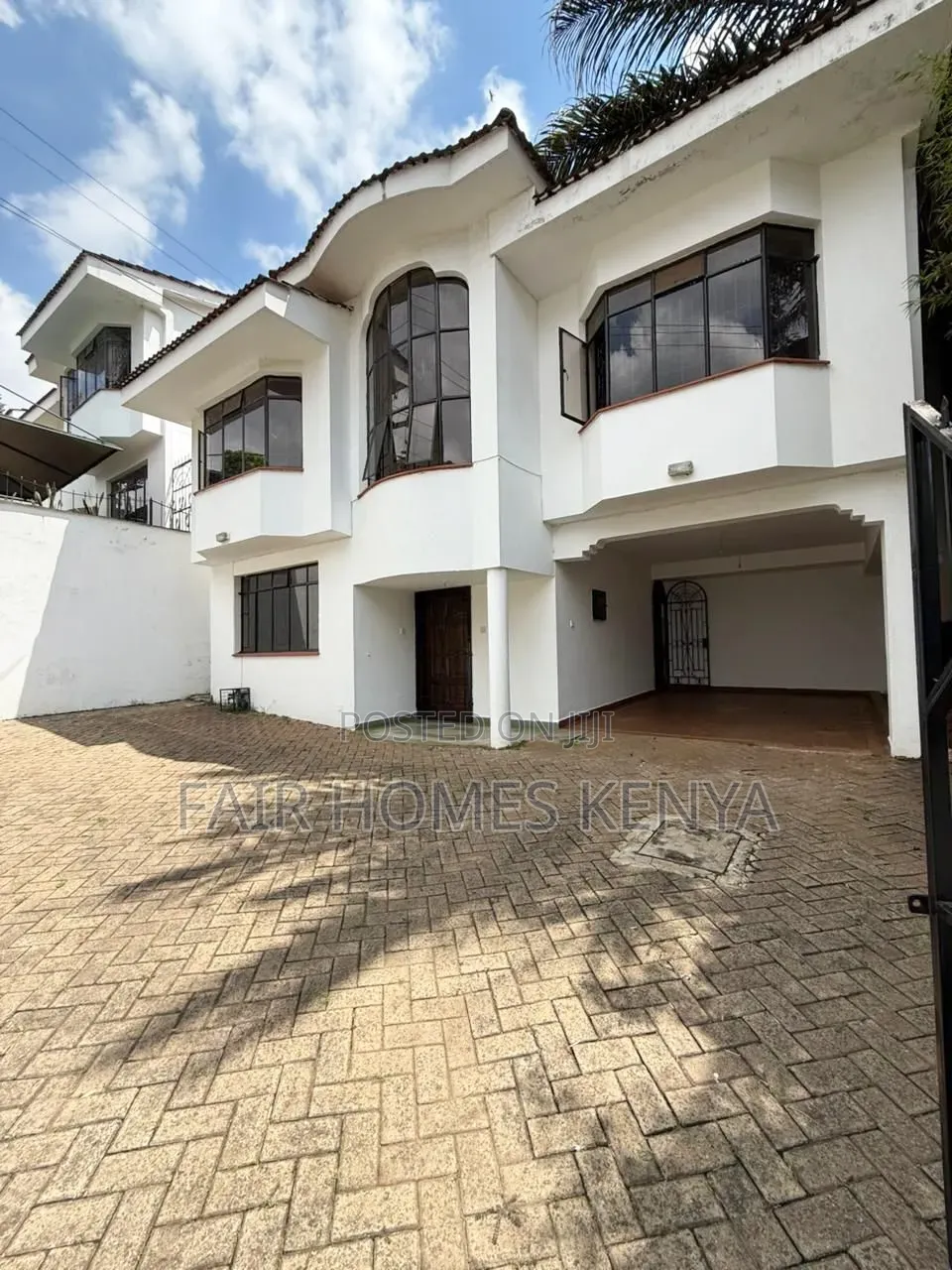 5bdrm Townhouse/Terrace in Riverside Drive for sale in Riverside Drive