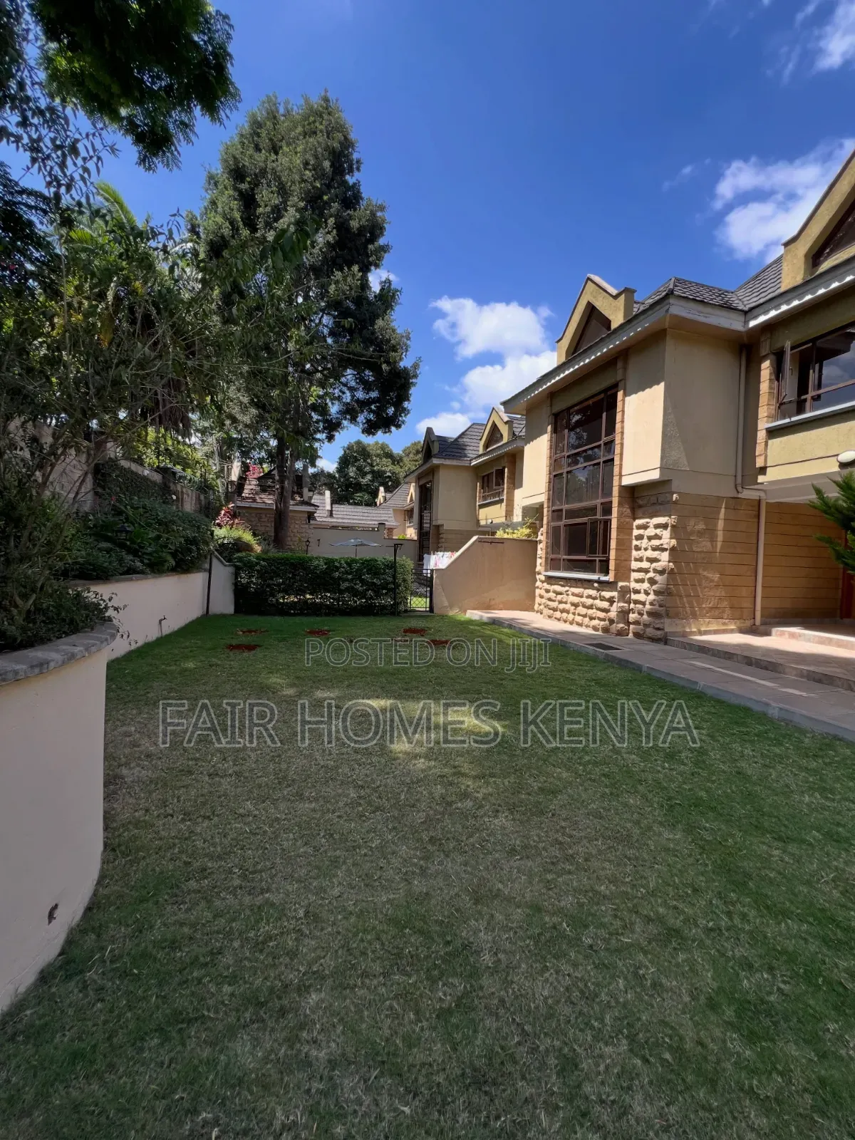 5bdrm Townhouse / Terrace in Convent Drive, Muthangari for rent in Muthangari