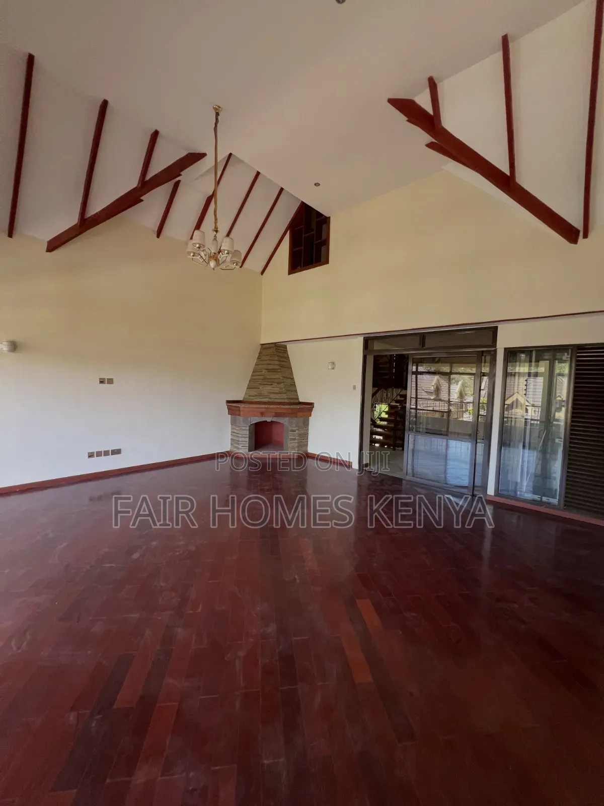 5bdrm Townhouse / Terrace in Convent Drive, Muthangari for rent in Muthangari