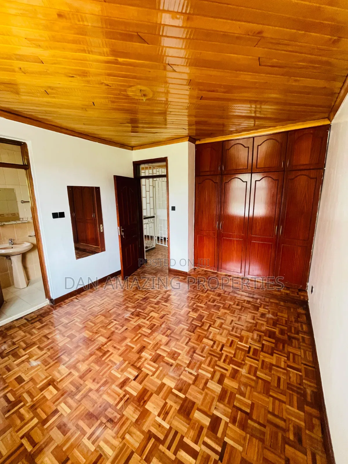 5bdrm Maisonette in Abc, Muthangari for rent in Muthangari