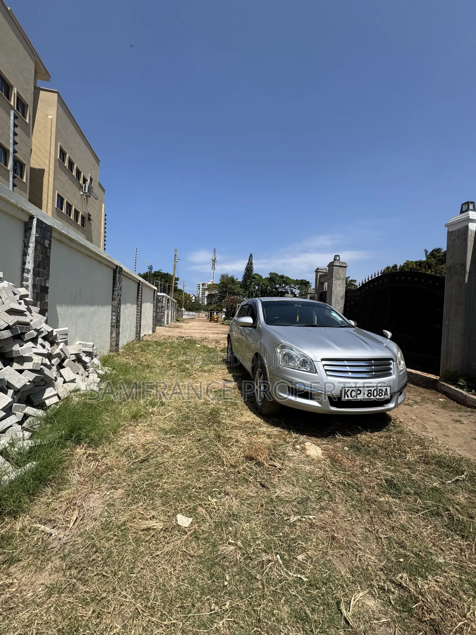 Prime Quarter Residential Plot on Sale Nyali in Nyali Mkomani