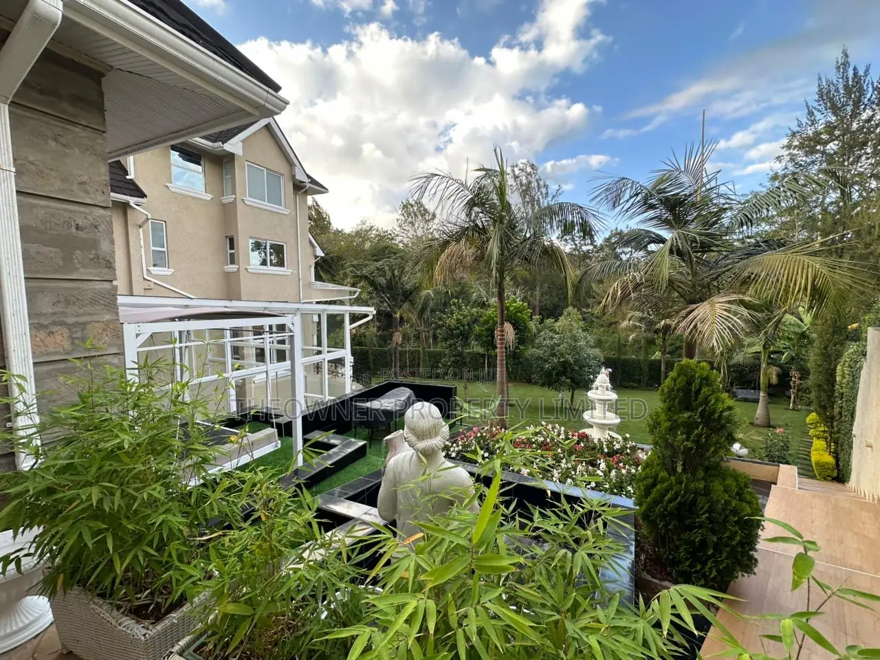 6bdrm Mansion in Karen, Hardy for sale in Hardy