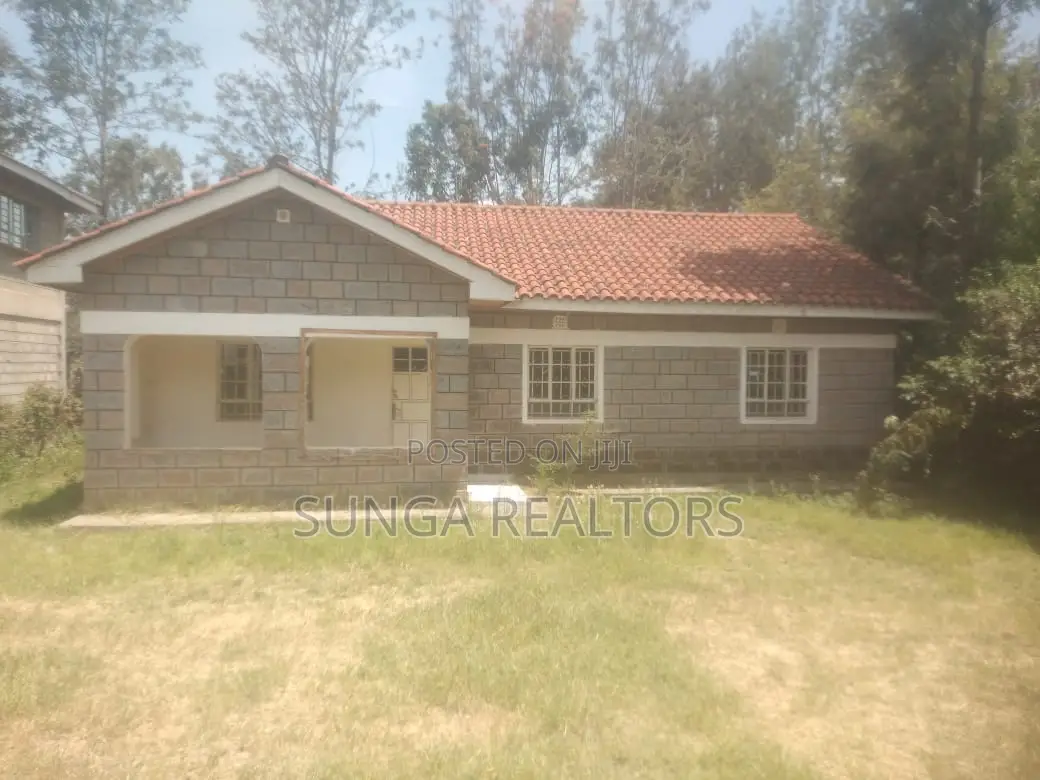 3bdrm Bungalow in Gataka Road for sale in Gataka