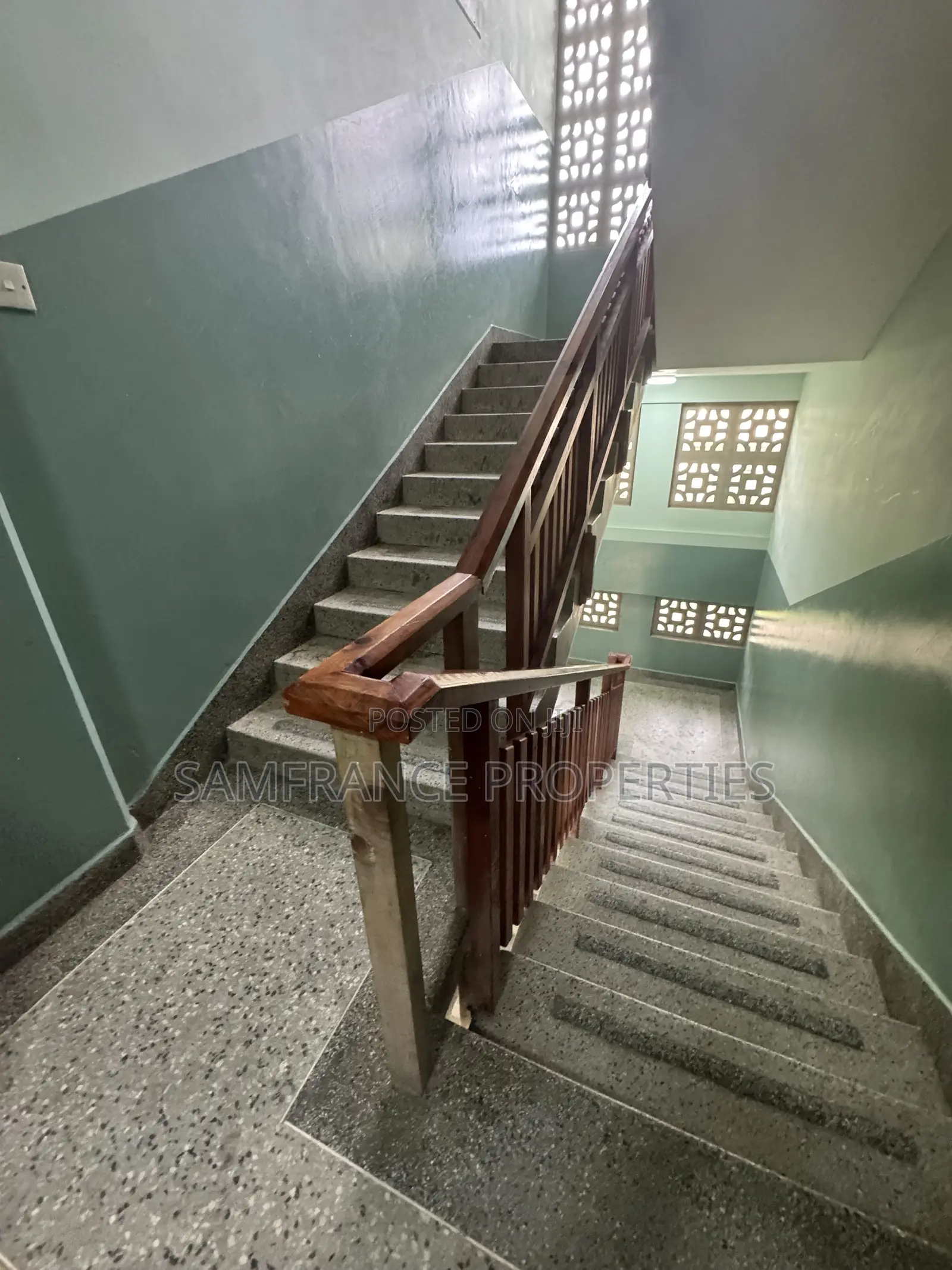 20bdrm Block of Flats in Mwembeni, Bamburi for sale in Bamburi