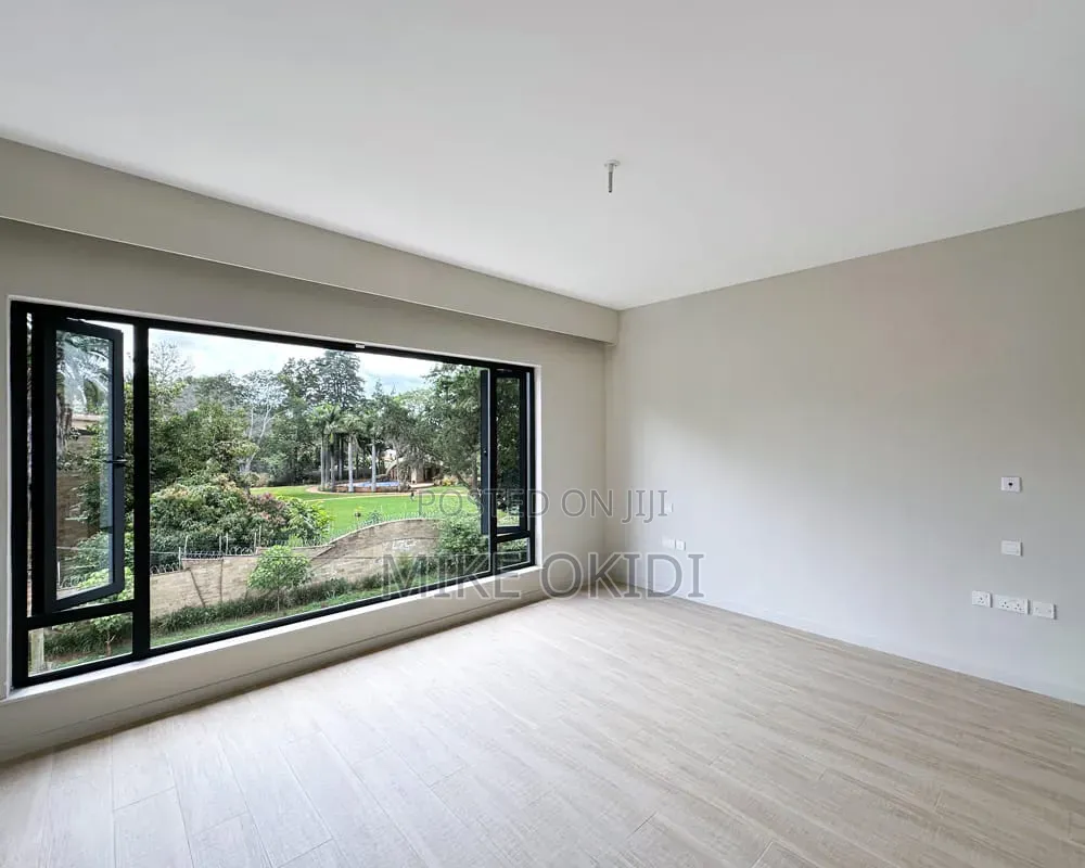 7bdrm Mansion in Karen Hardy for sale in Hardy