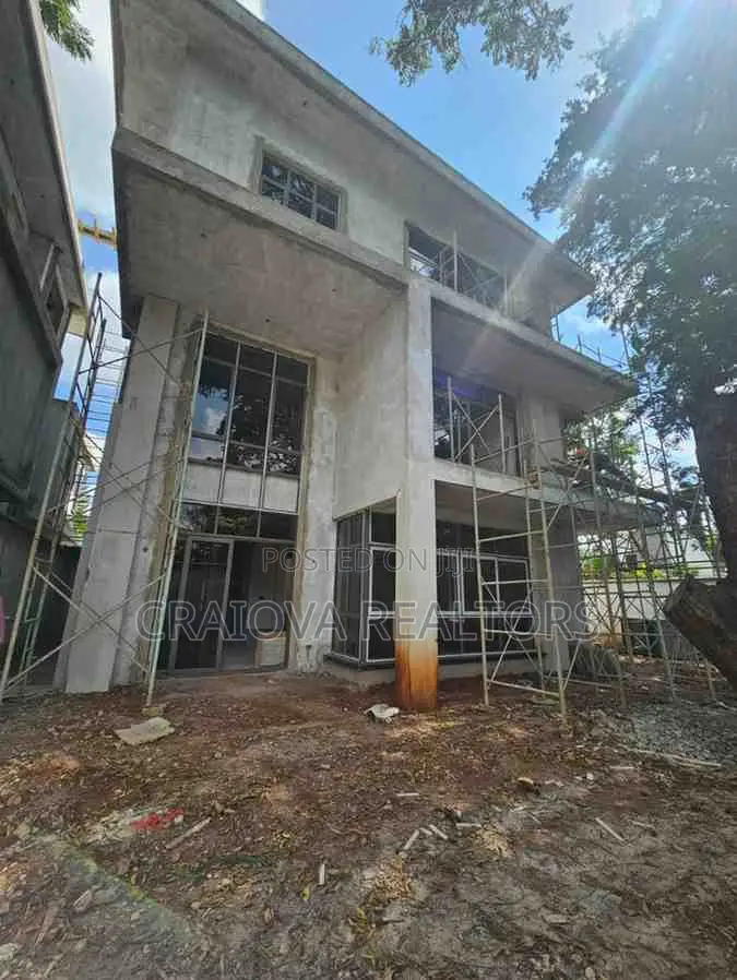 5bdrm Villa in Maziwa for sale in Maziwa