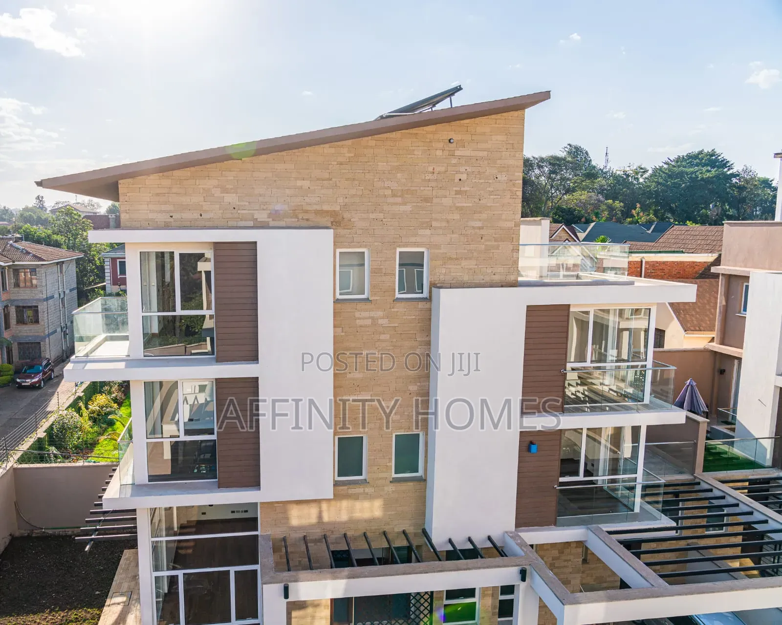 4bdrm Townhouse / Terrace in Kabasiran, Maziwa for rent in Maziwa