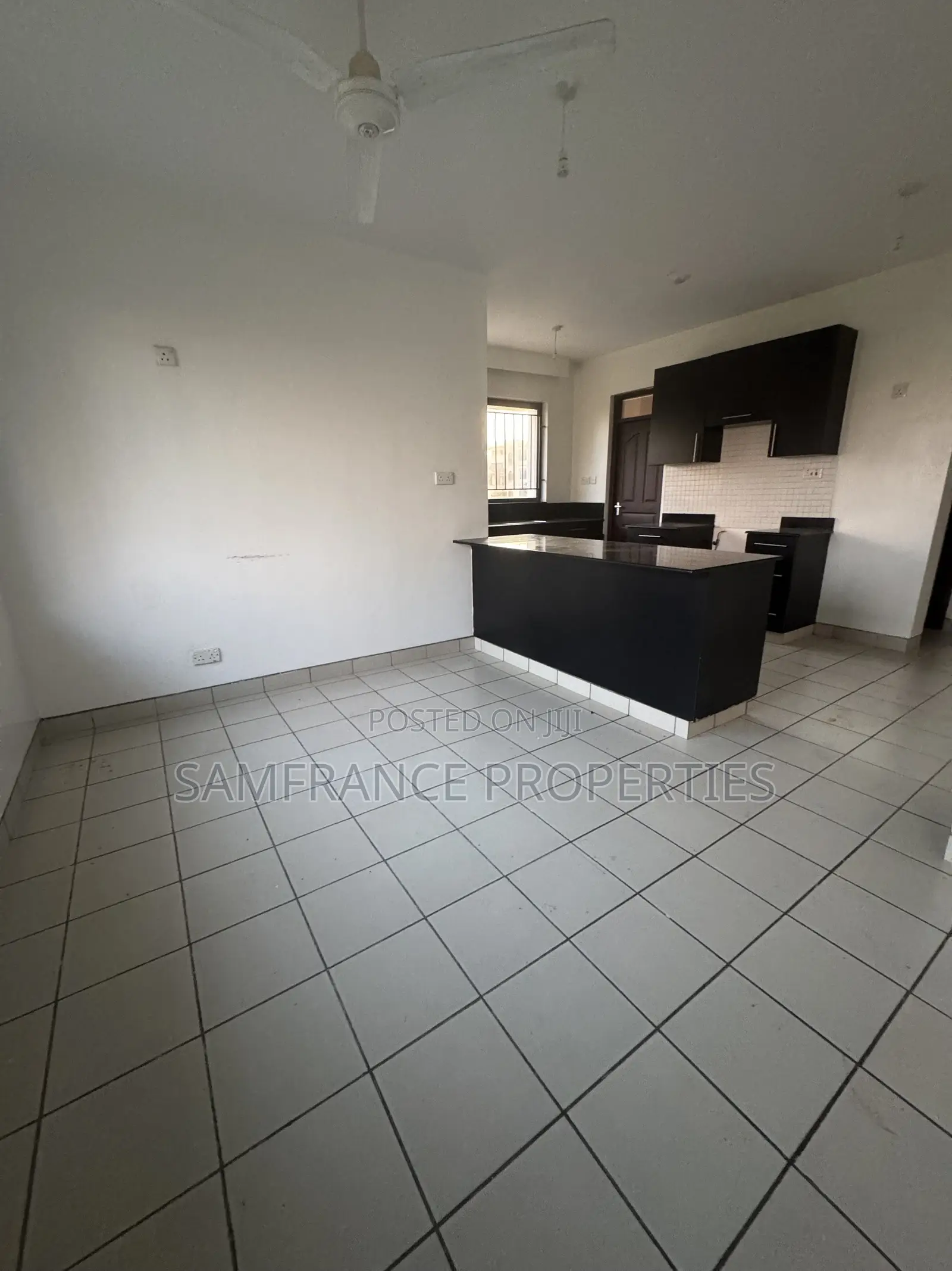 3bdrm Apartment in Nyali Quickmart for rent in Nyali