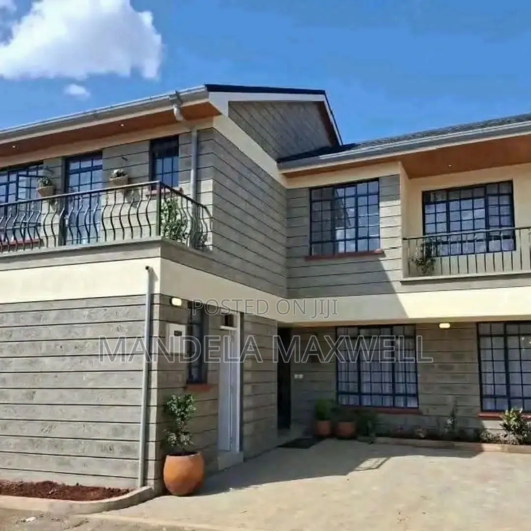 4bdrm Mansion in Gateway Mall Area for sale in Gateway Mall Area