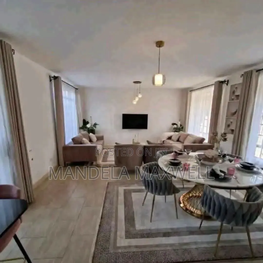 4bdrm Mansion in Gateway Mall Area for sale in Gateway Mall Area
