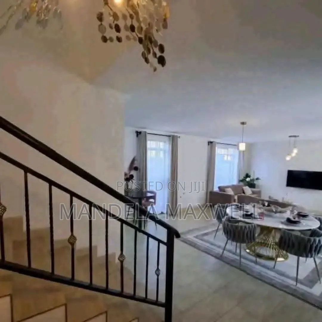 4bdrm Mansion in Gateway Mall Area for sale in Gateway Mall Area
