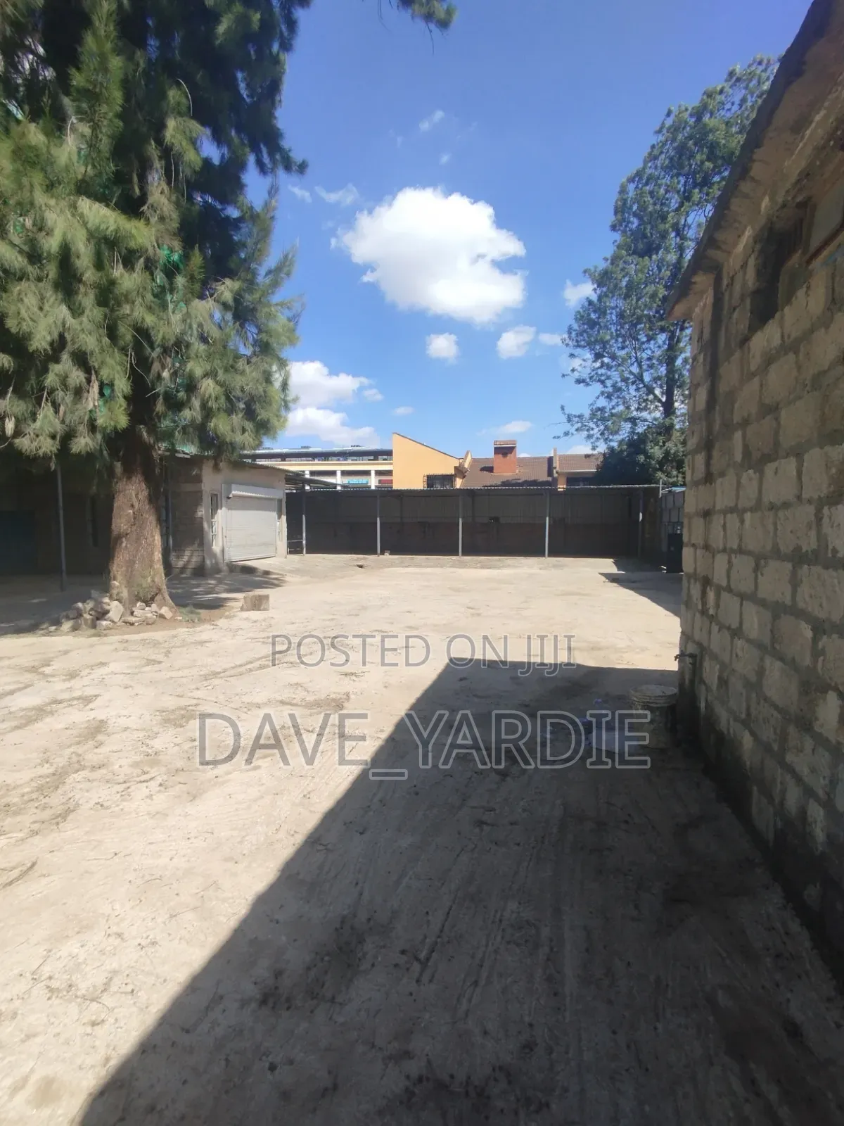 3 Acres Joint Venture Kiganjo Road in Kiuu