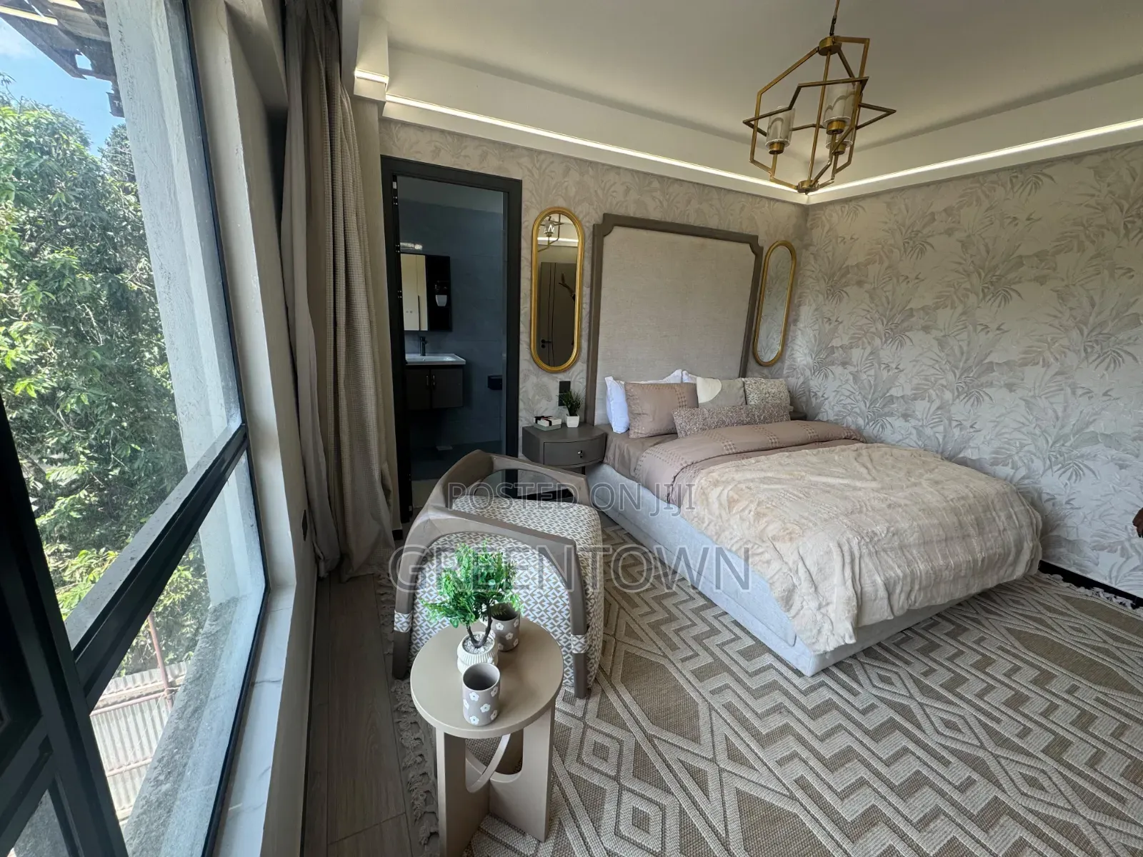 2bdrm Apartment in Super Westbury, Hurlingham for sale in Hurlingham