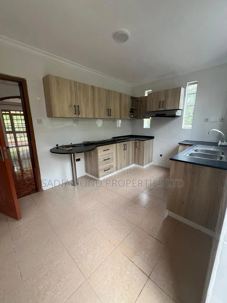 4bdrm Townhouse / Terrace in Spring Valley for rent in Spring Valley