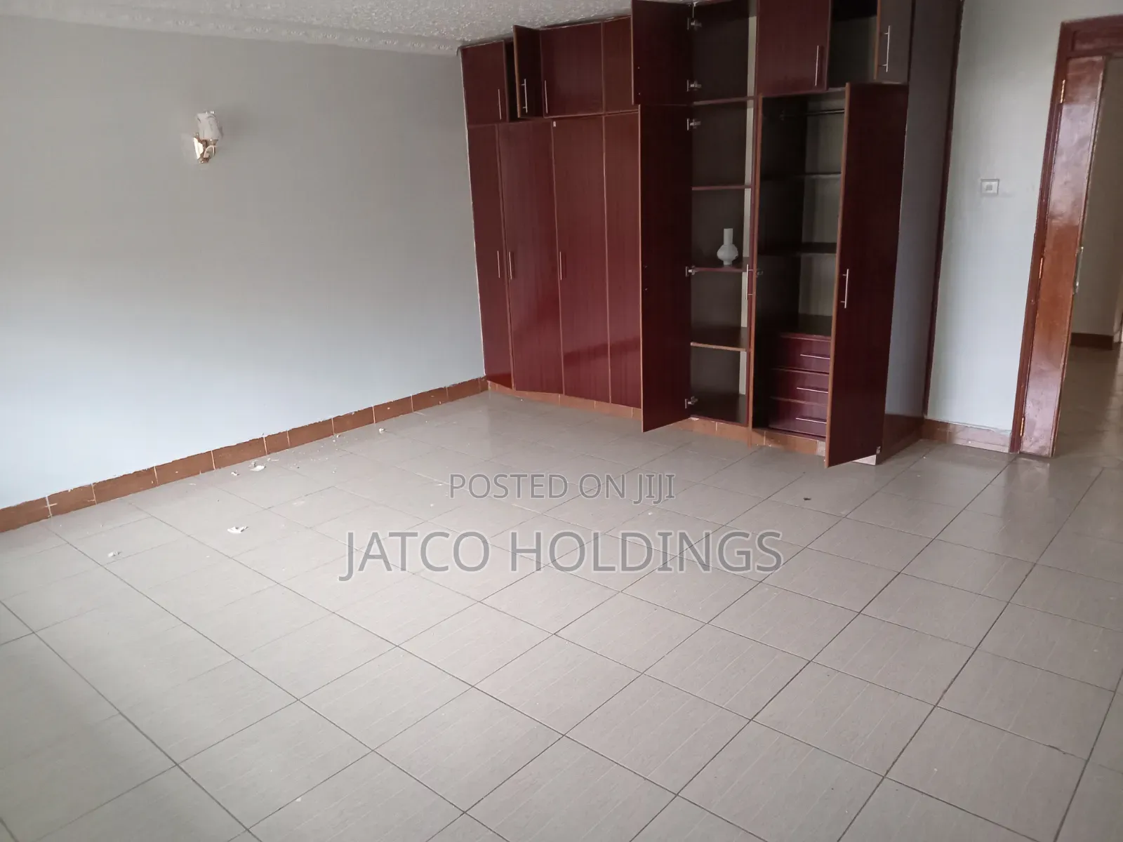 4bdrm Townhouse / Terrace in Chokaa, Njiru for rent in Njiru