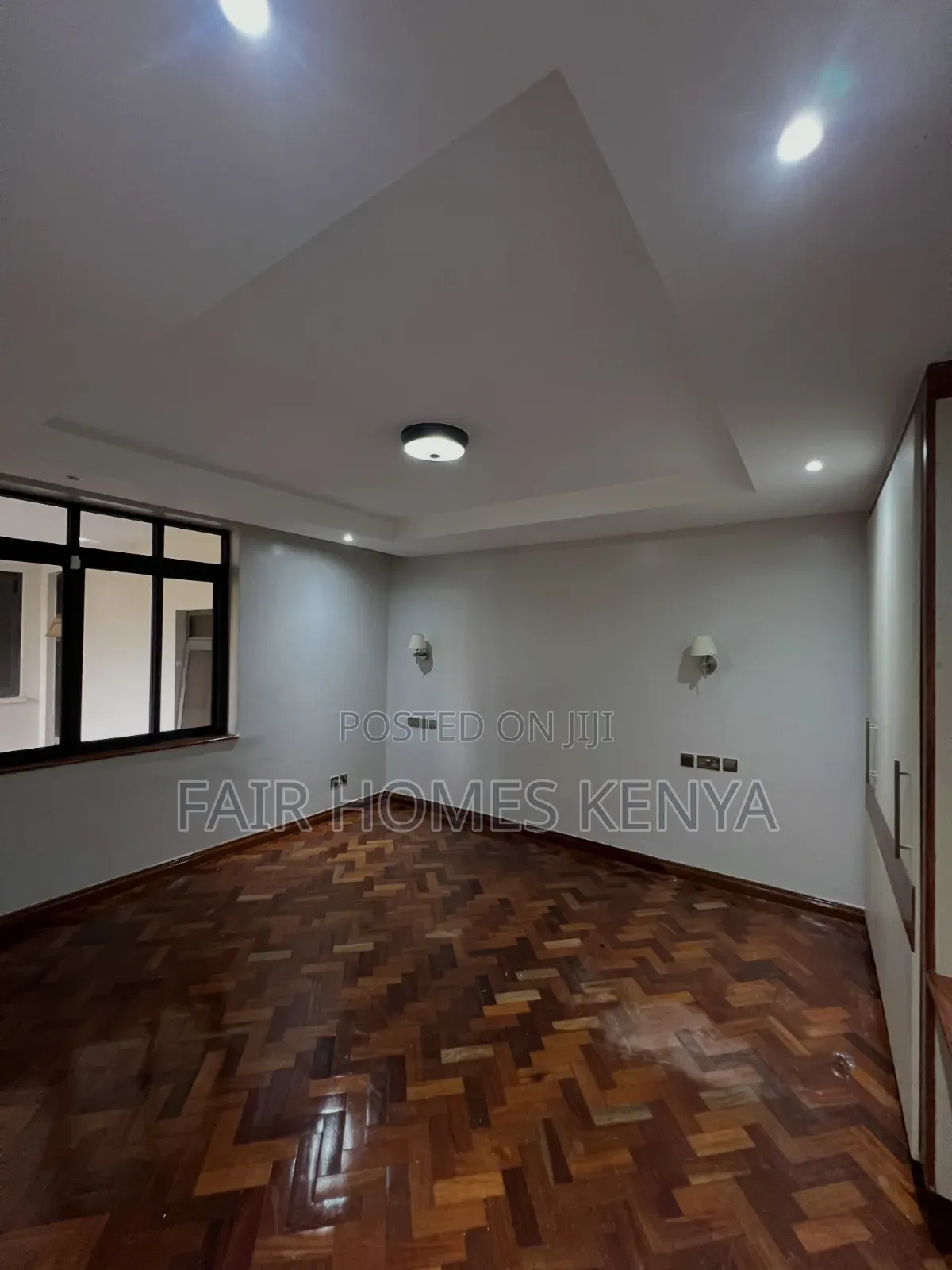 4bdrm Duplex in Riverside Drive for rent in Riverside Drive
