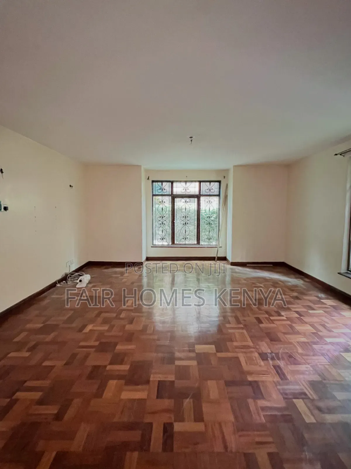 5bdrm Townhouse / Terrace in Othaya Road, Valley Arcade for rent in Valley Arcade