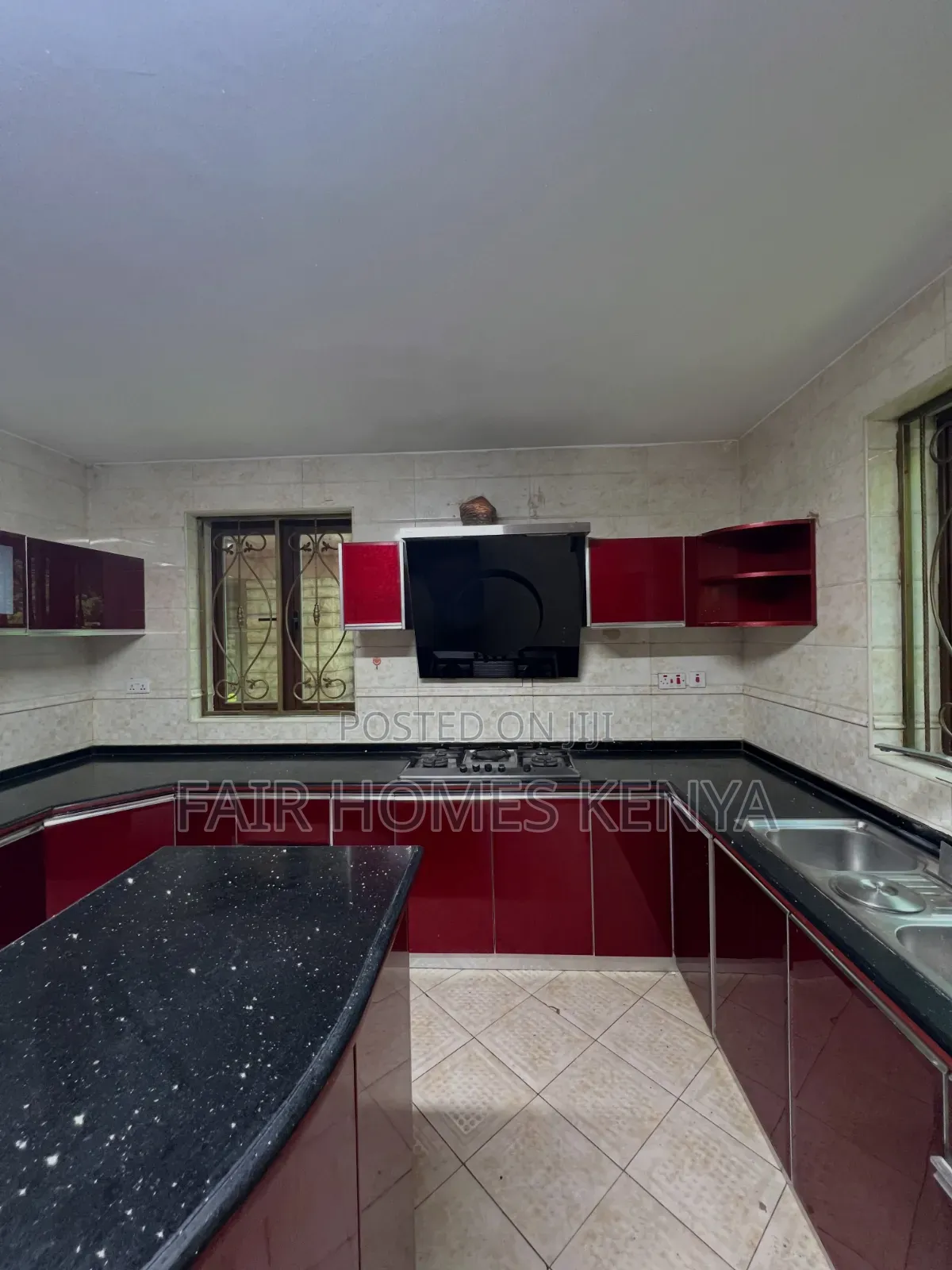 5bdrm Townhouse / Terrace in Valley Arcade for rent in Valley Arcade
