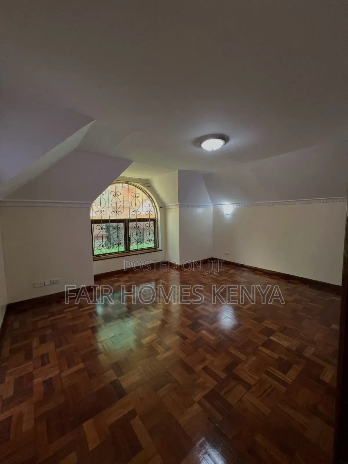 5bdrm Townhouse / Terrace in Valley Arcade for rent in Valley Arcade