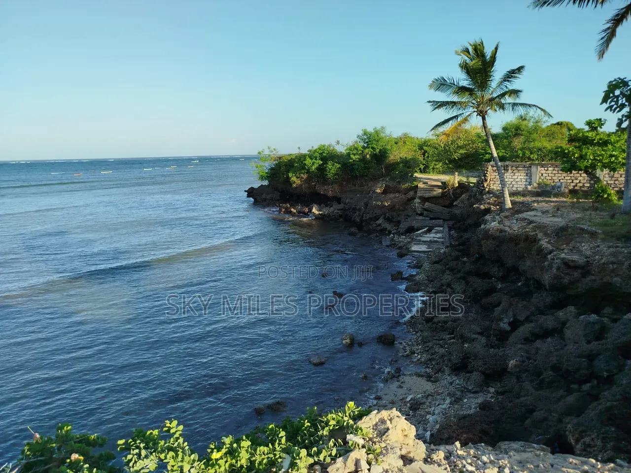 Malindi Casuarina, 7 Acres Beach Plot Available for Sale in Town Centre