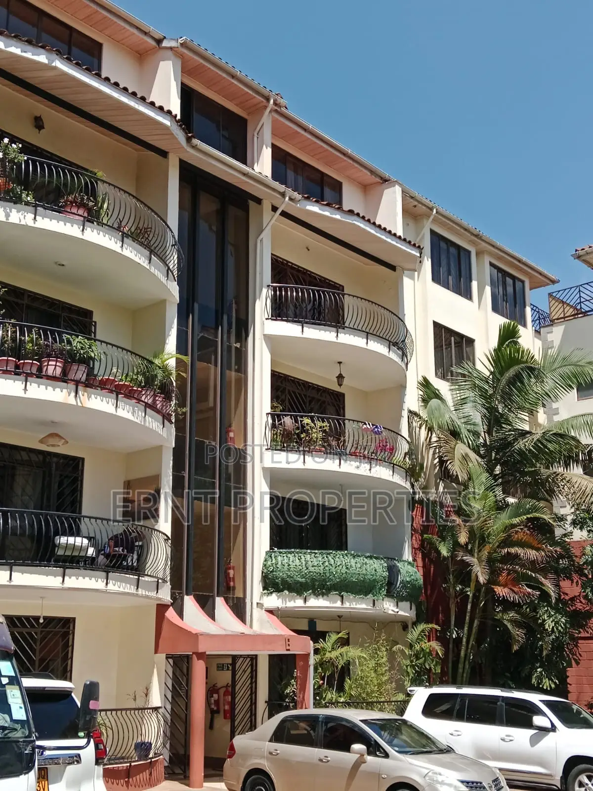 3bdrm Apartment in Lavington for sale in Lavington