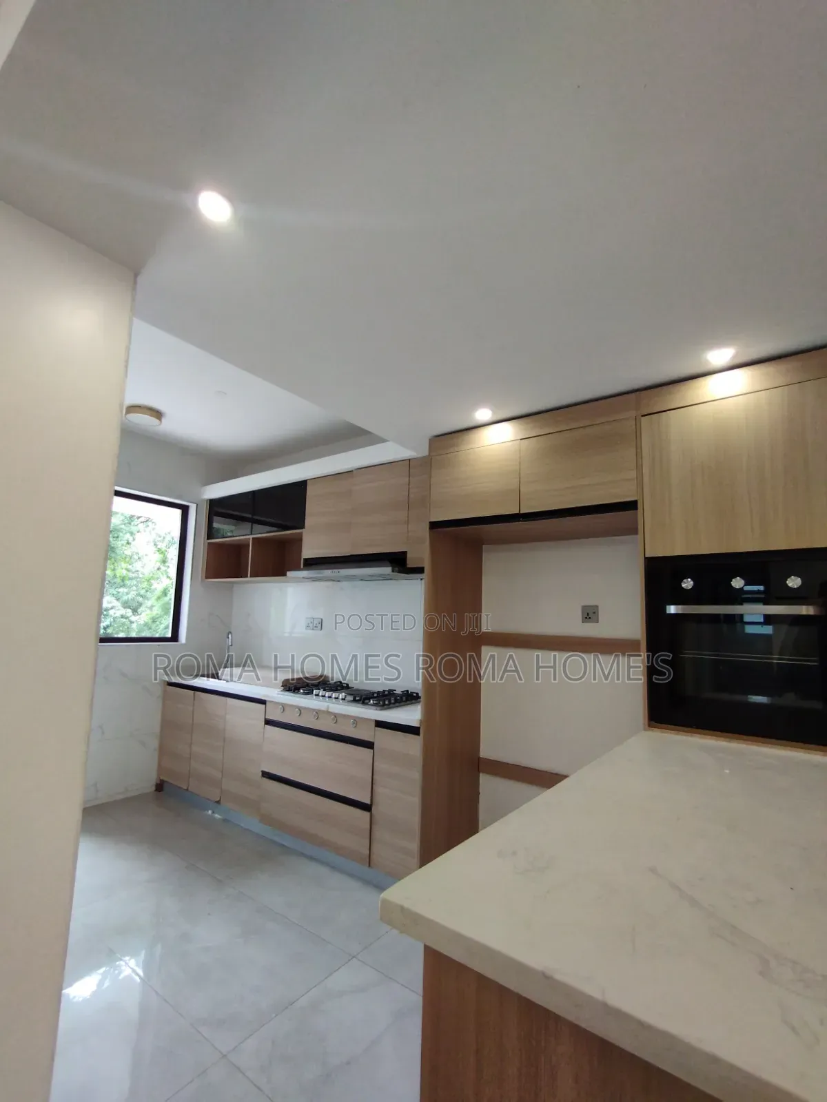 3bdrm Apartment in Riverside for rent in Riverside Drive