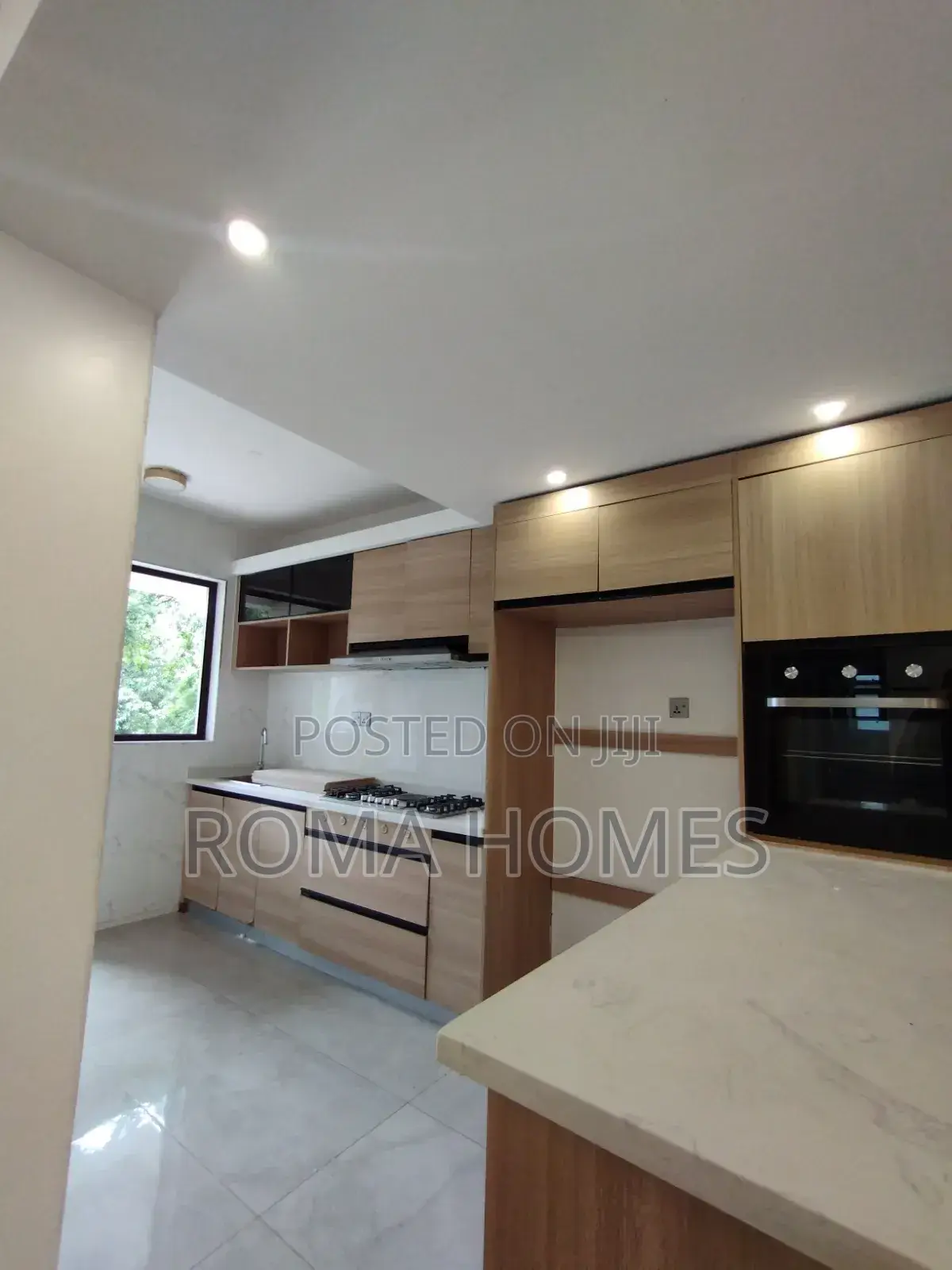 3bdrm Apartment in Riverside for rent in Riverside Drive