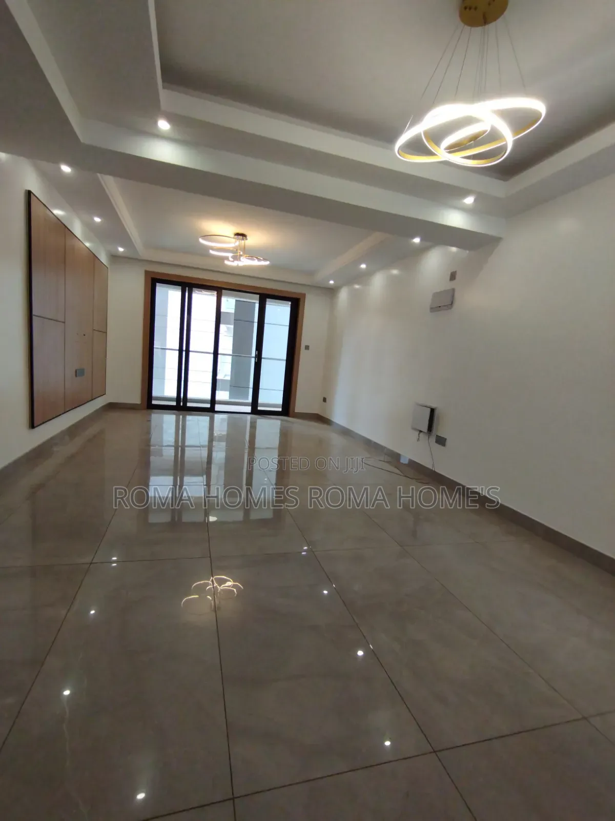 3bdrm Apartment in Riverside for rent in Riverside Drive