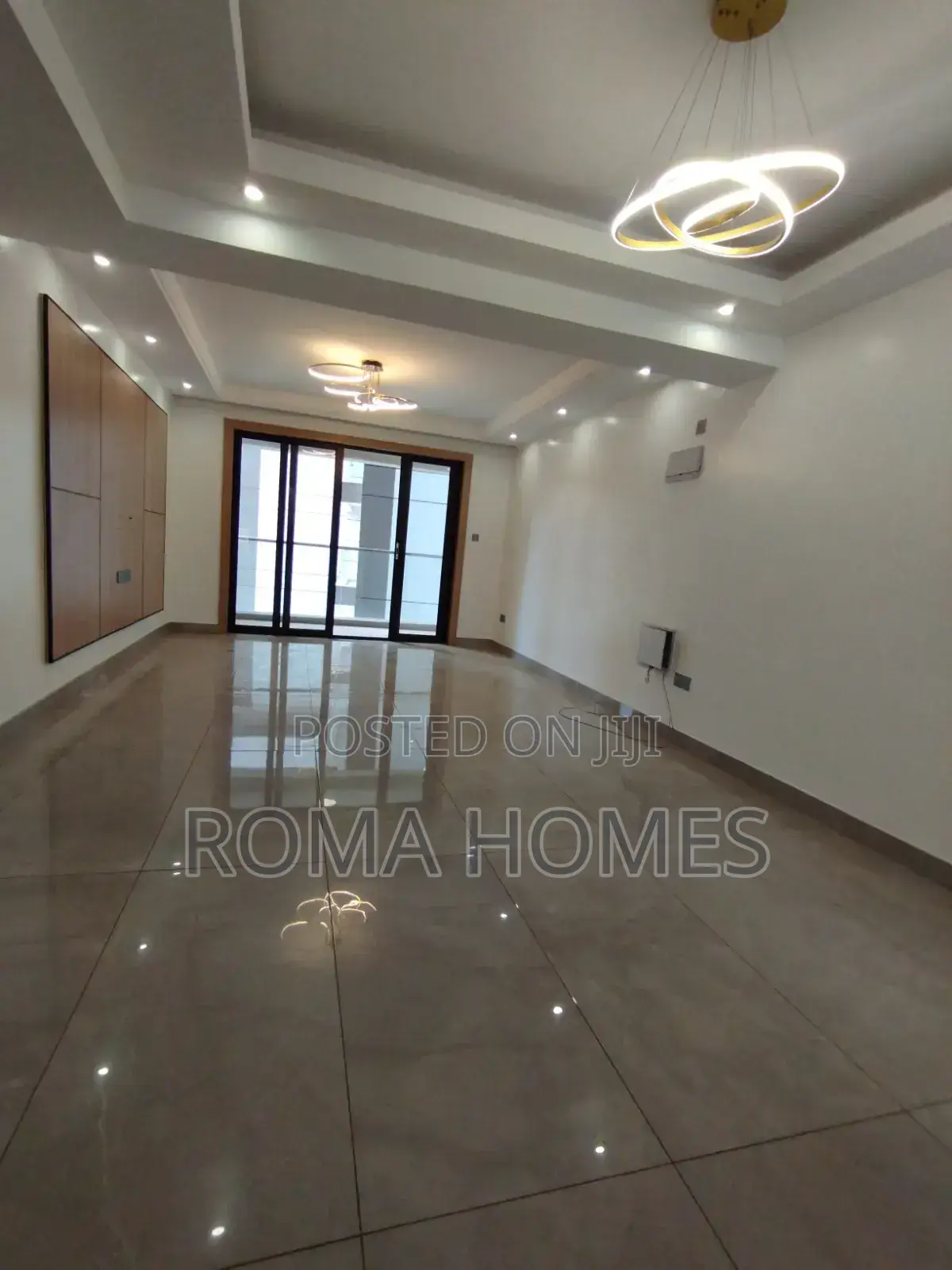 3bdrm Apartment in Riverside for rent in Riverside Drive