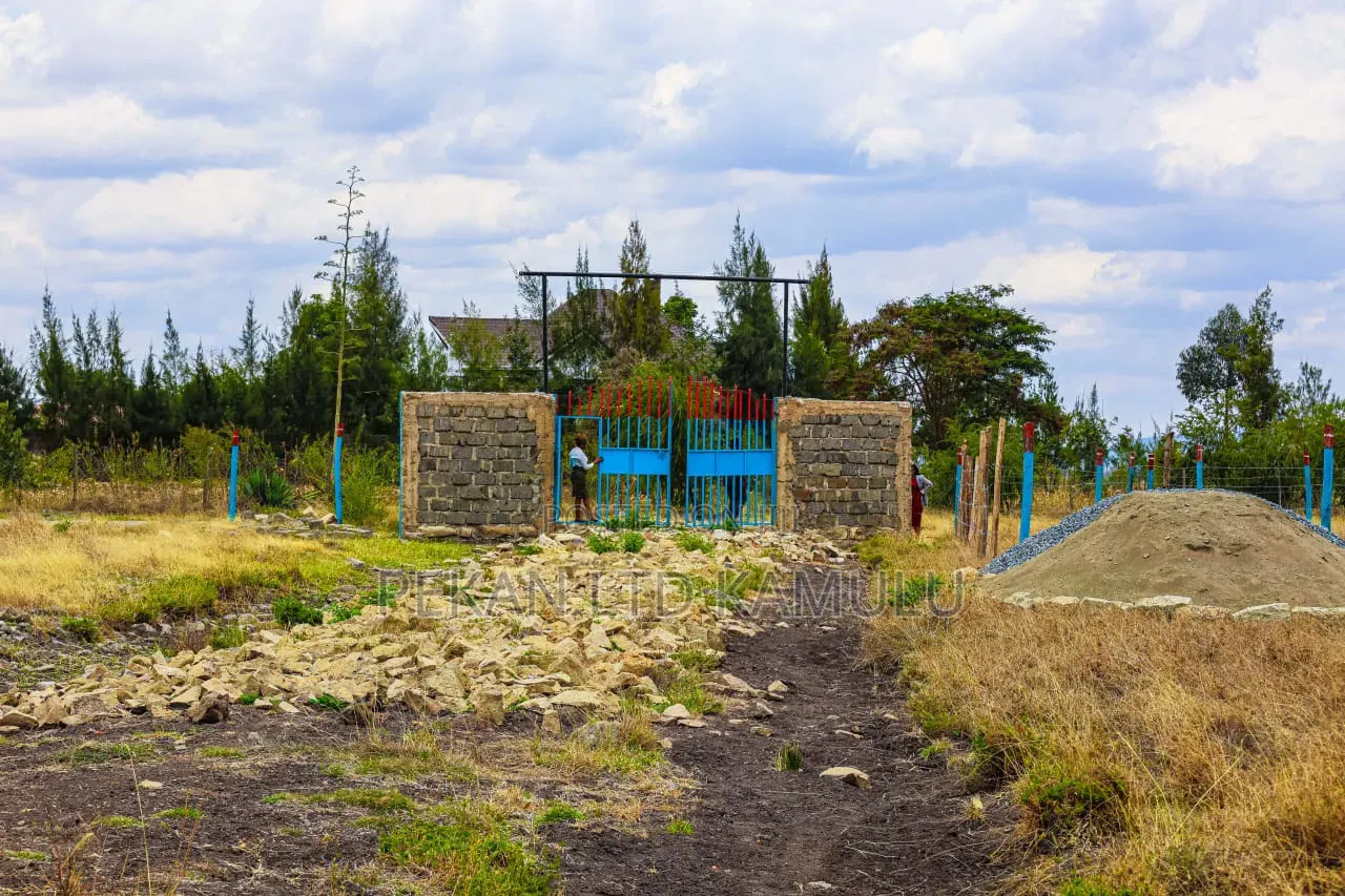 Residential Plots for Sale in Malaa ^Ek in Joska