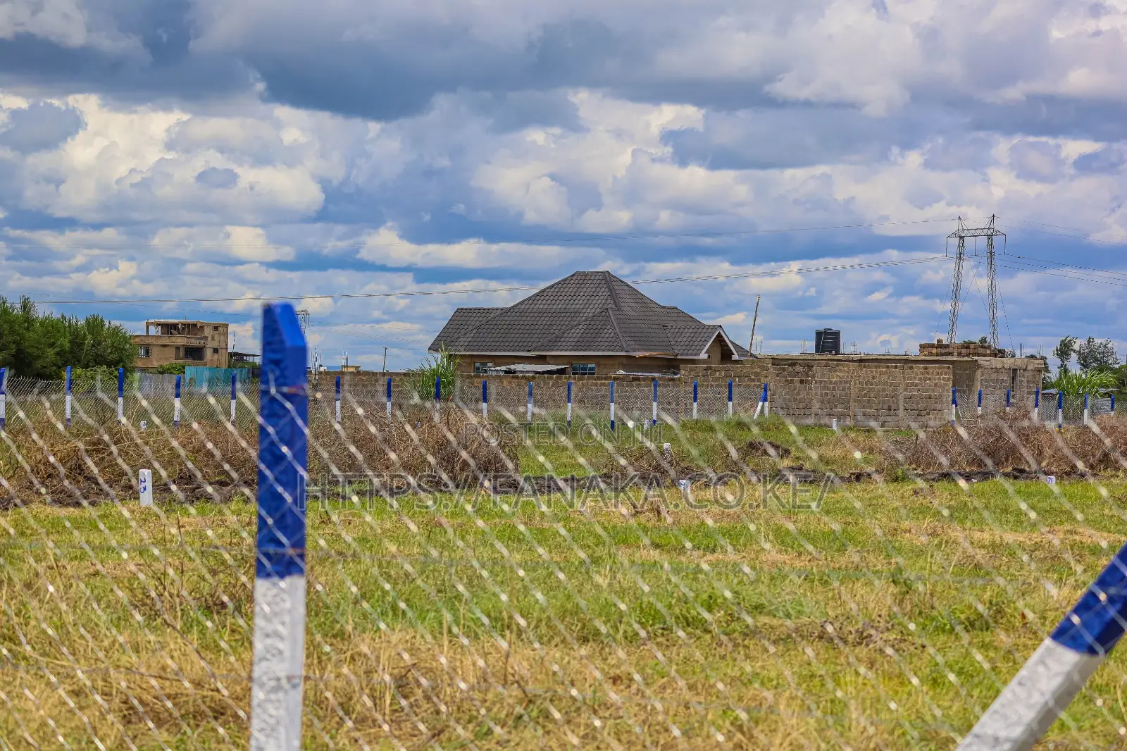 1.5M Land for Sale ^IM in Kamakis
