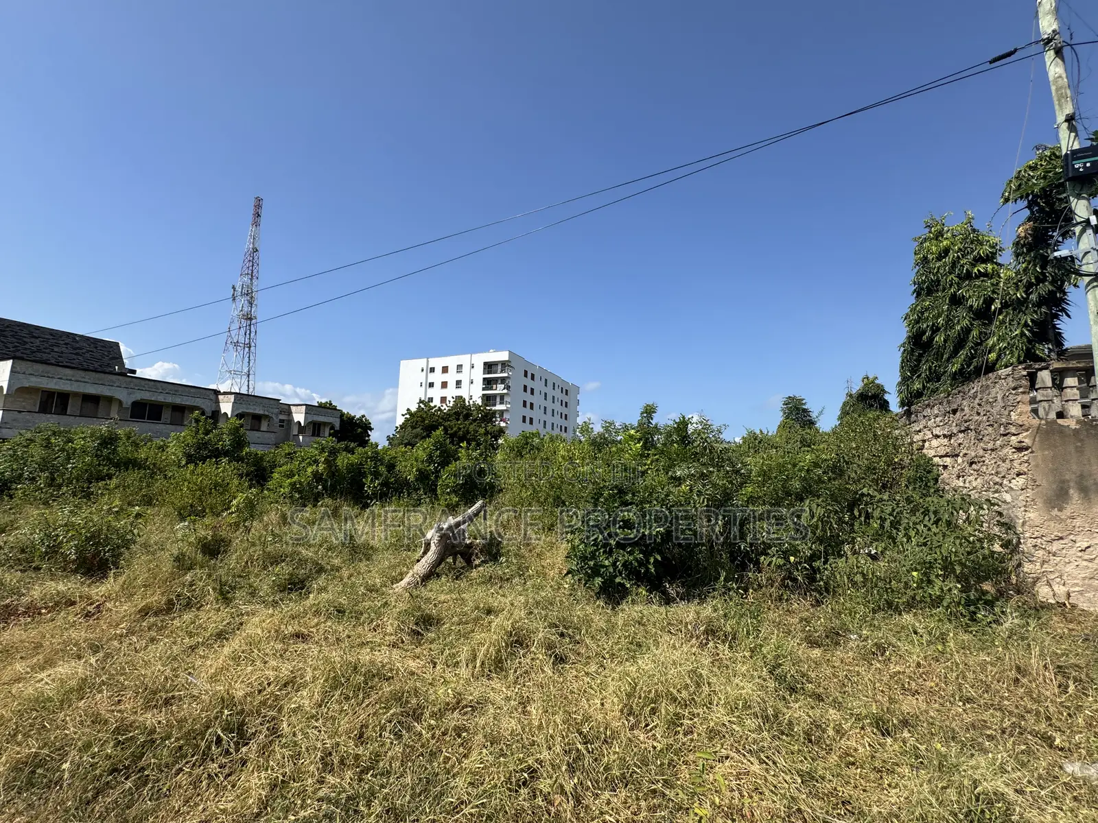 Half an Acre Plot on Sale Serena Shanzu Mombasa in Shanzu