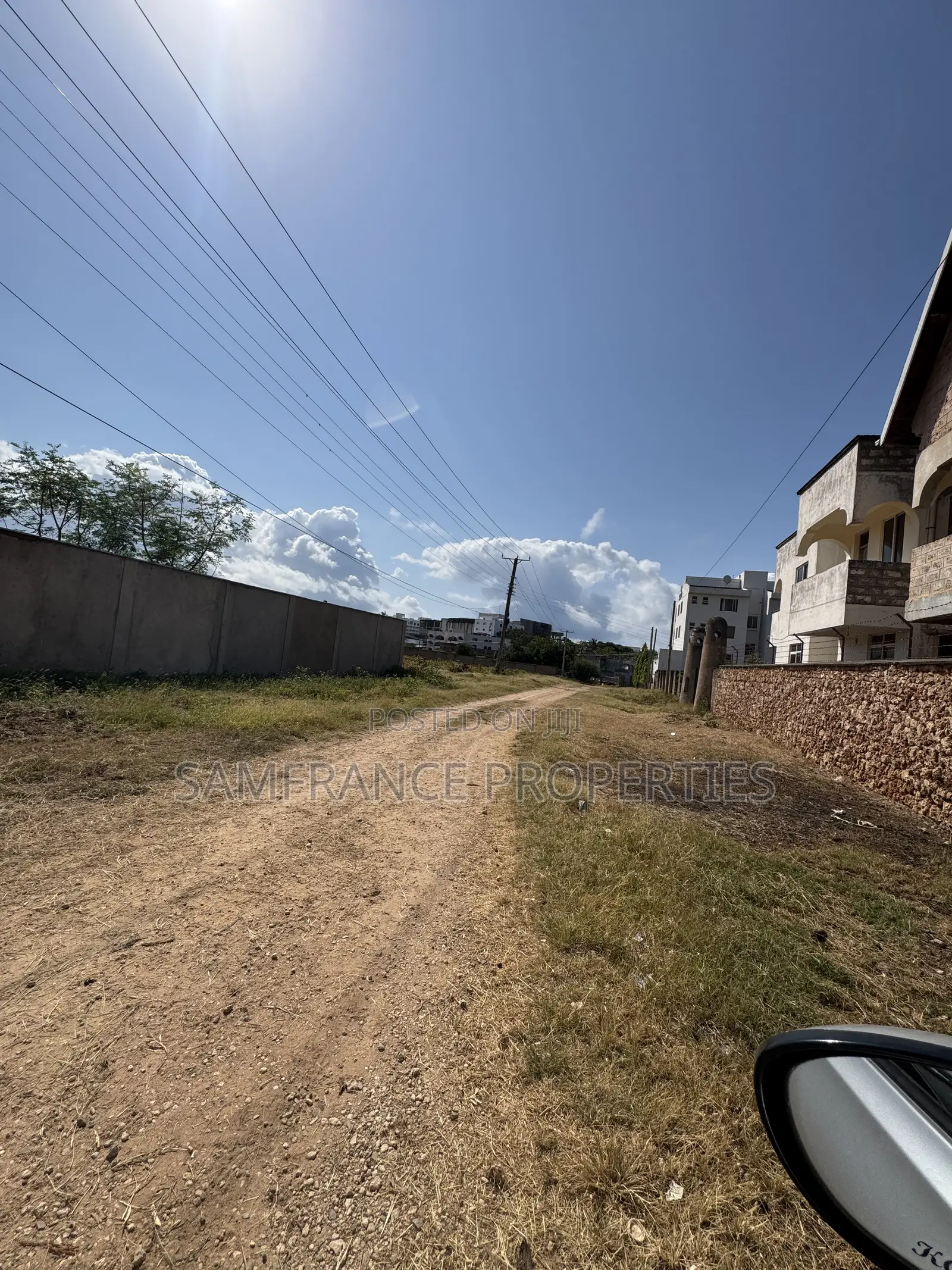Half an Acre Plot on Sale Serena Shanzu Mombasa in Shanzu