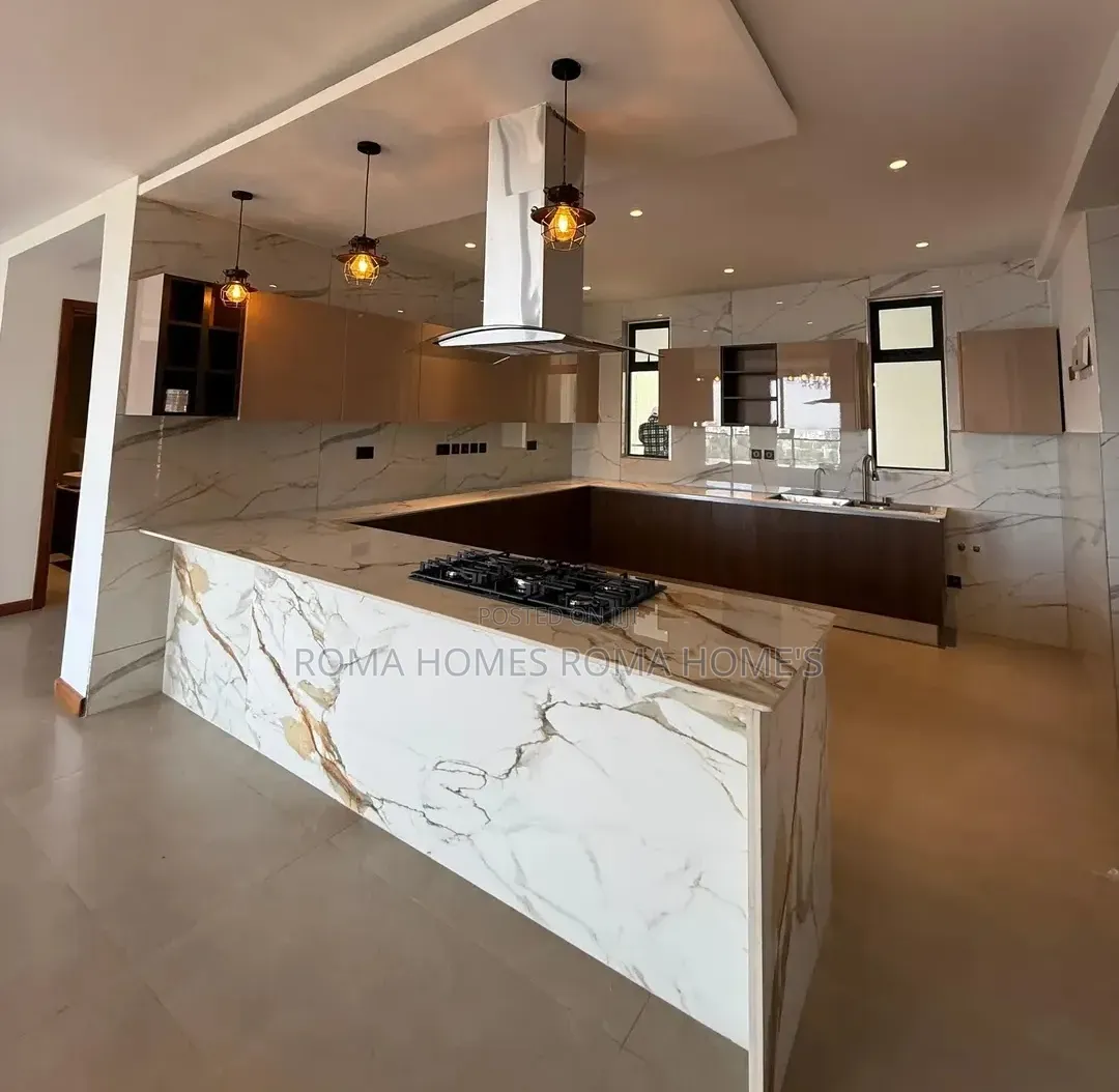 3bdrm Apartment in Riverside Estate for sale in Riverside Estate