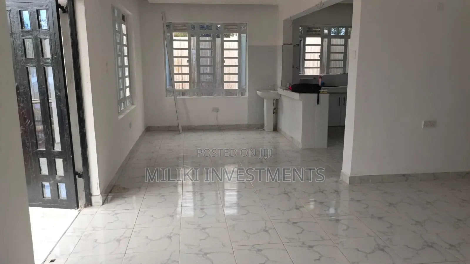 4bdrm Bungalow in Kenol Estate, Kimorori/Wempa for sale in Kimorori/Wempa