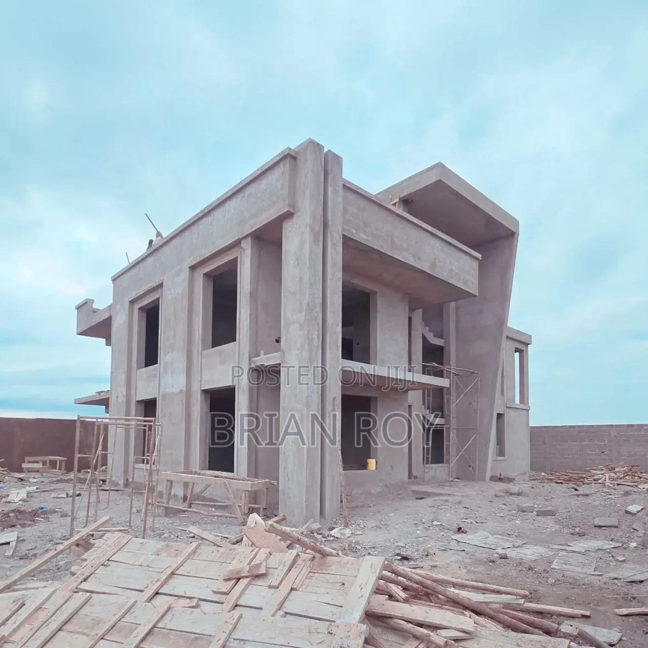 Land in Kitengela With Unfinished House in Kitengela