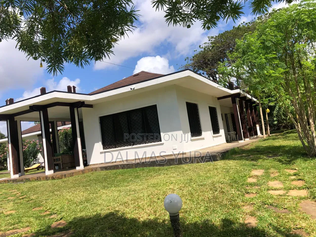 Furnished 3bdrm House in Town Centre for sale in Town Centre