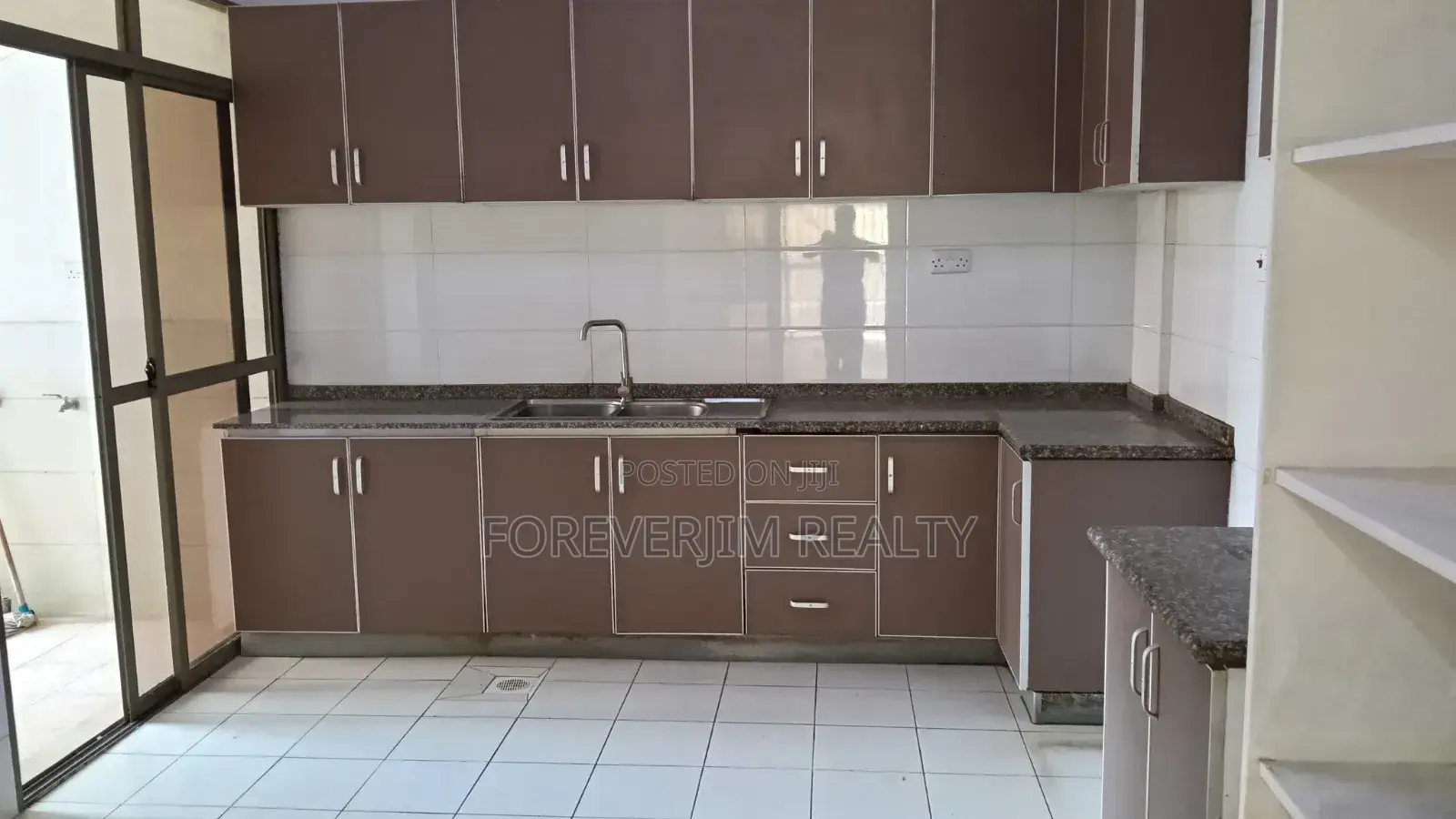3bdrm Apartment in Wood Avenue, Hurlingham for rent in Hurlingham