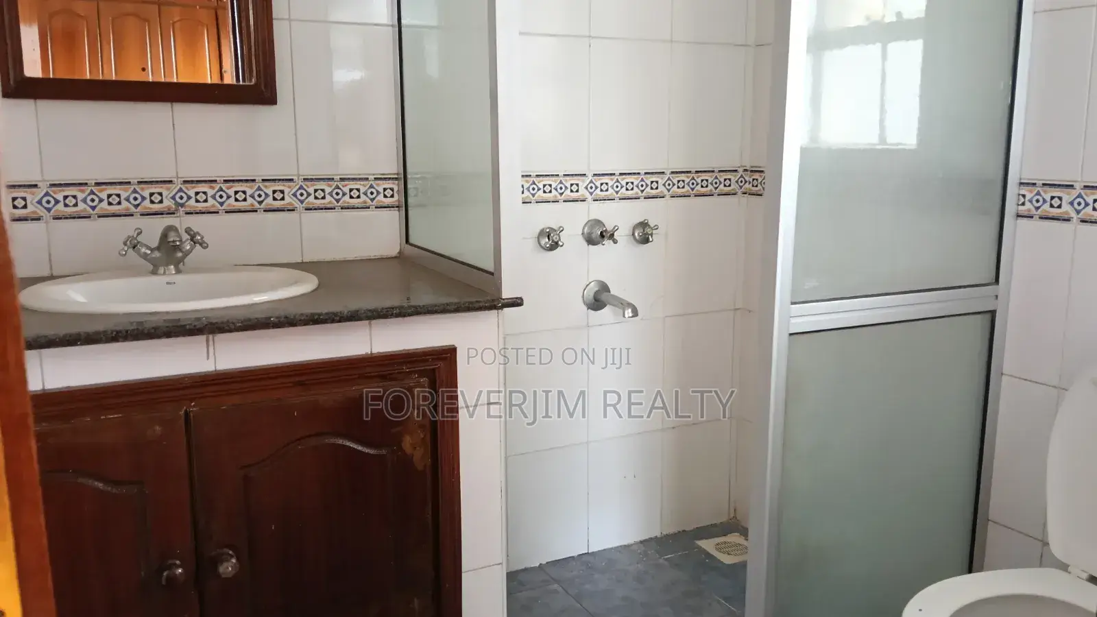 2bdrm Apartment in Marcus Garvey Road, Hurlingham for rent in Hurlingham