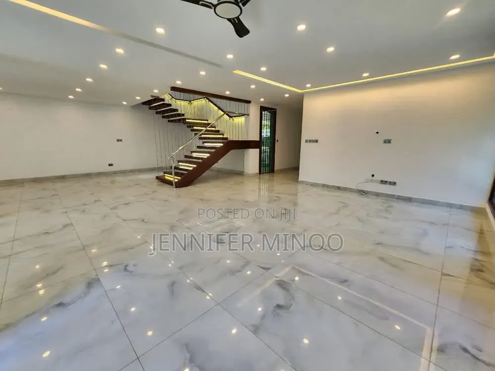 5bdrm Maisonette in Nyali Mombasa Kenya for sale in Nyali Mkomani