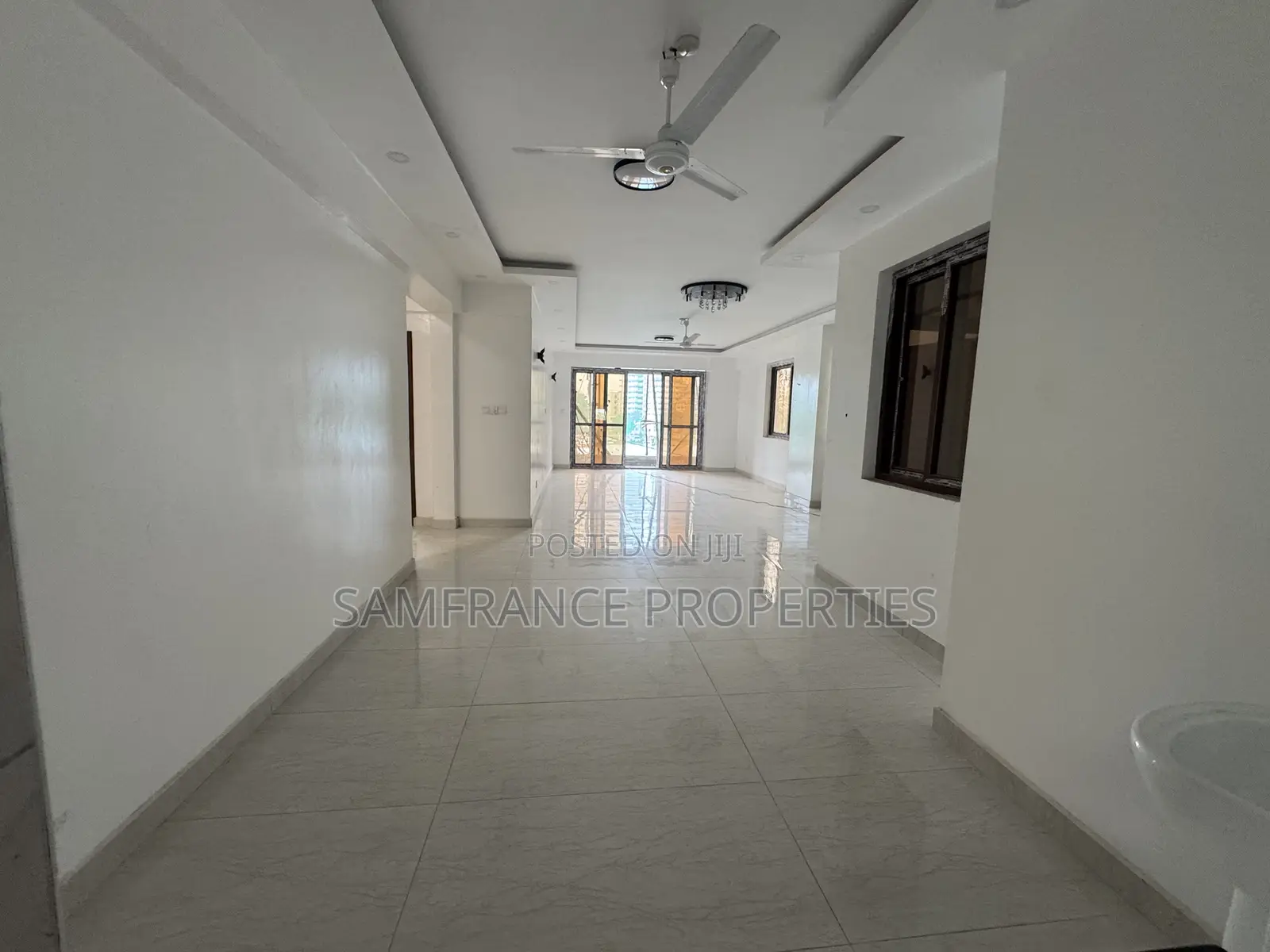 4bdrm Apartment in Kizingo Mombasa for sale in Kizingo