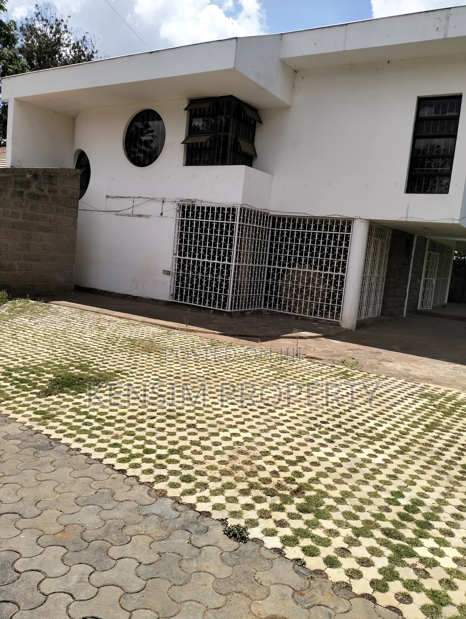 Land for Sale in Lavington in Maziwa
