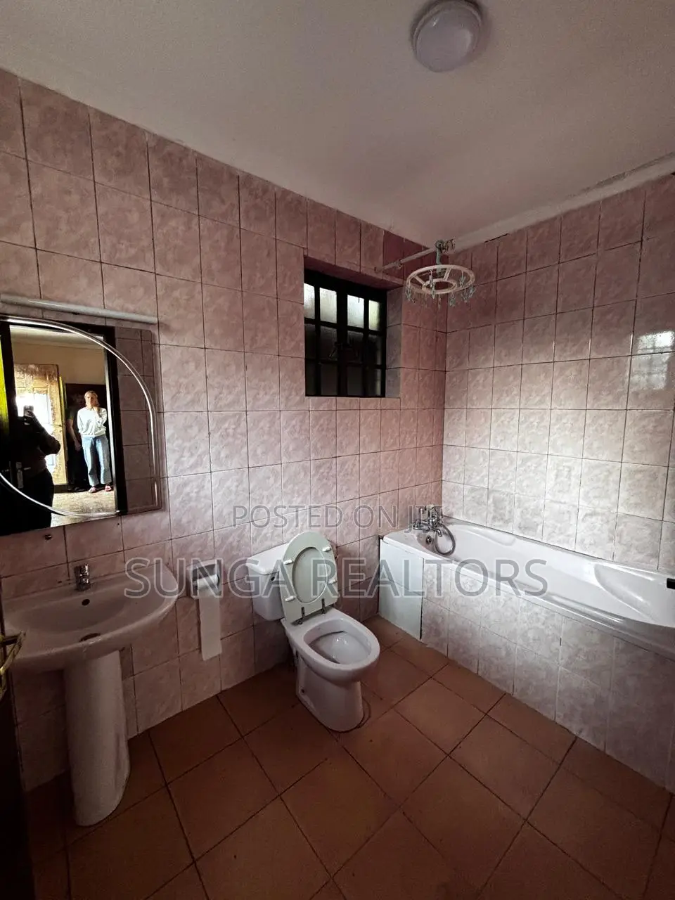 2bdrm Bungalow in Kitisuru for rent in Kitisuru