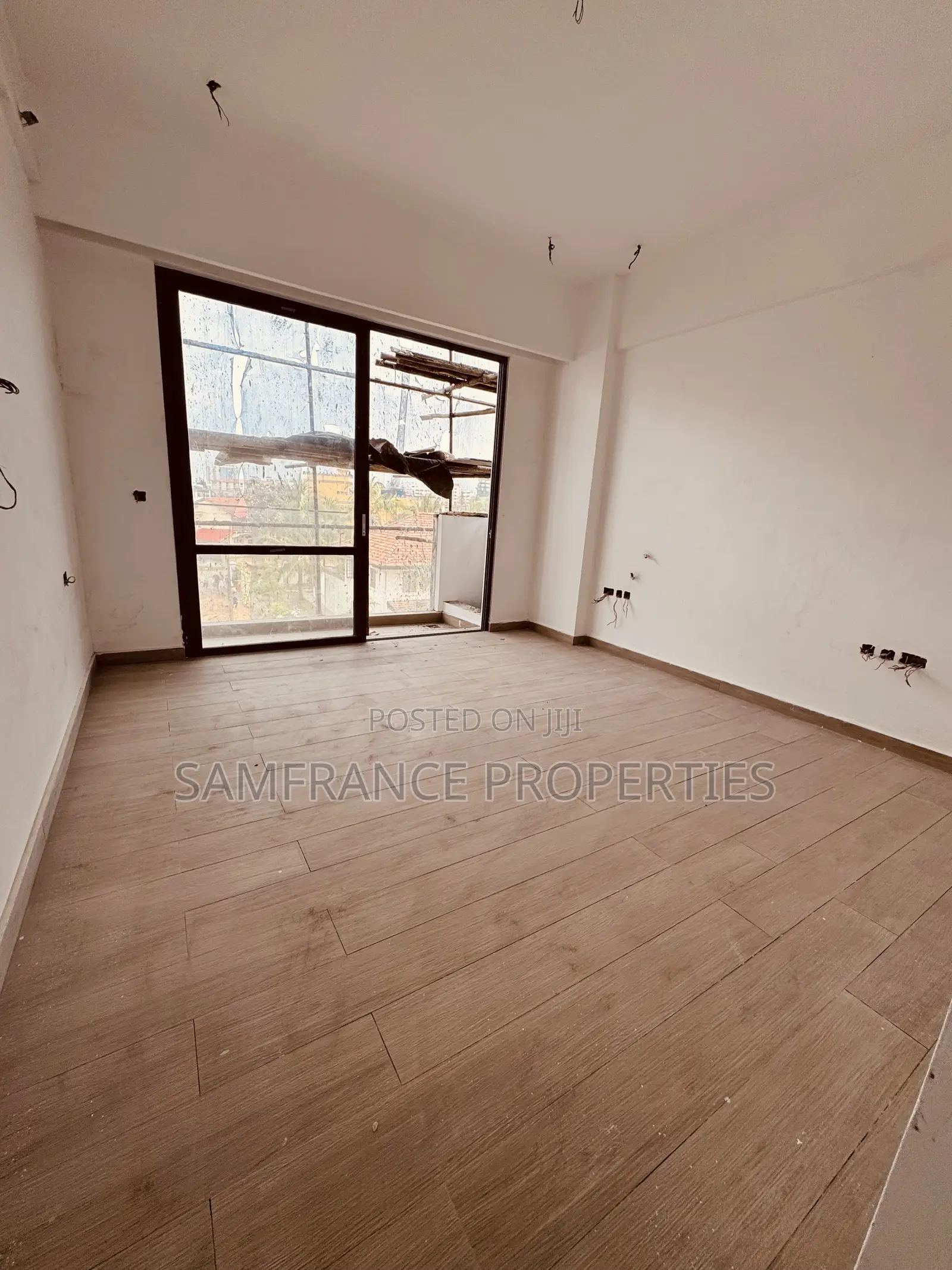 4bdrm Apartment in Lagoon, Kizingo for sale in Kizingo