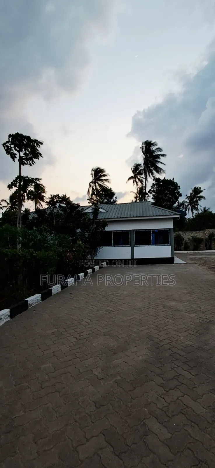 3bdrm Bungalow in Tezo for sale in Tezo