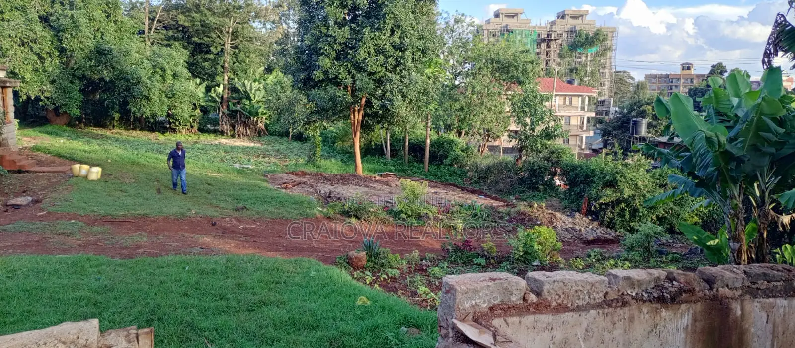 1.2 Acres for Sale in Wangige