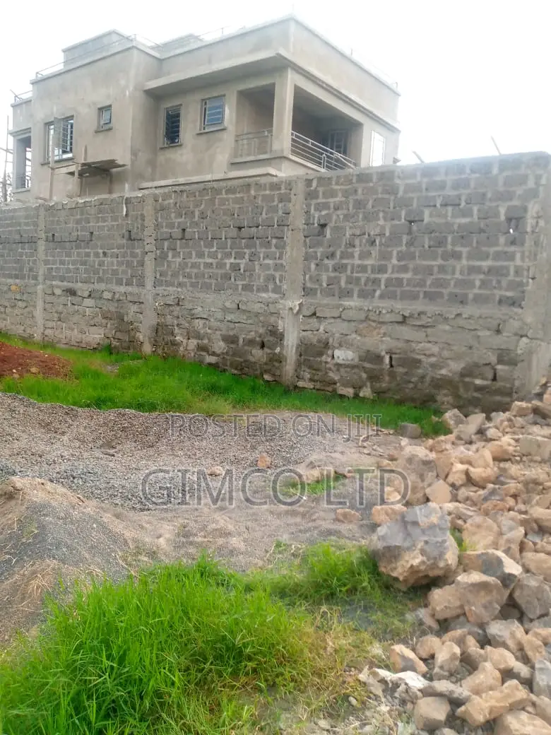 Plot for Sale in Membely Estate in Membley Estate