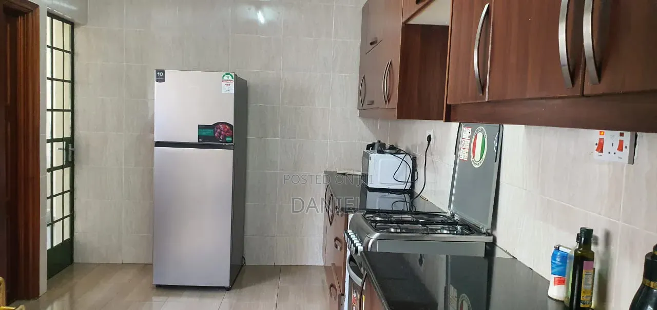 3bdrm Apartment in Mbaazi Avenue Road, Valley Arcade for sale in Valley Arcade
