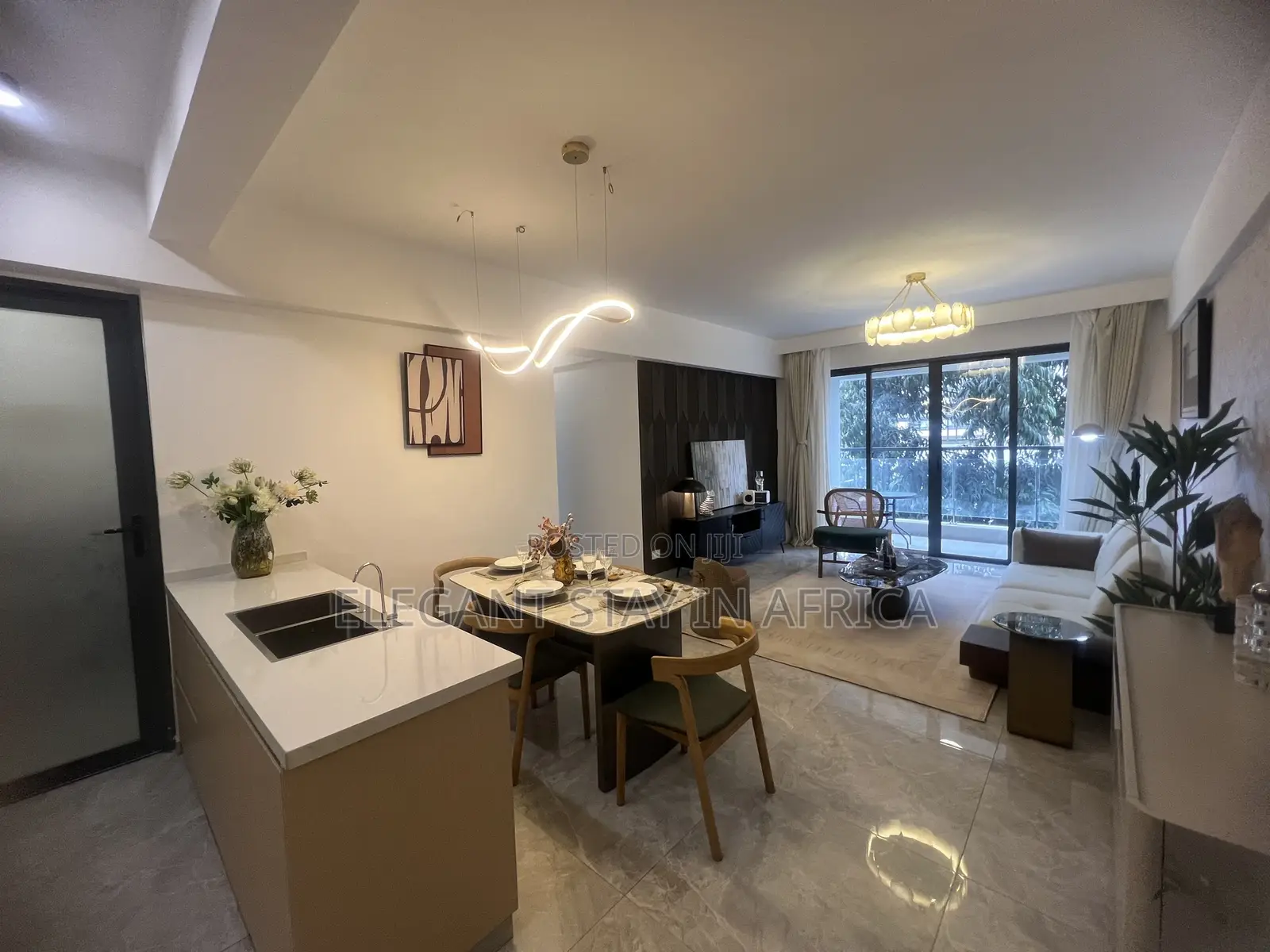 3bdrm Apartment in Lavington for sale in Lavington